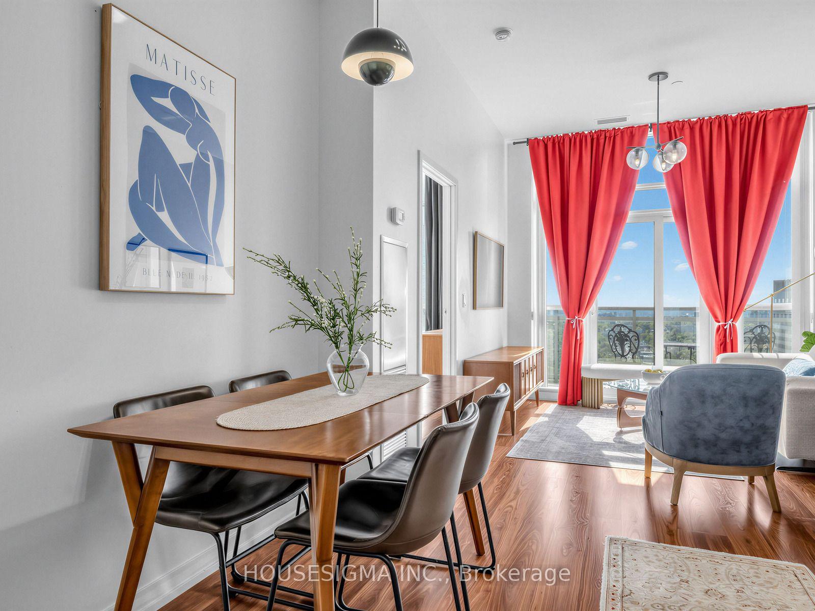 Photo 3 of Unit 3601, 89 Dunfield Avenue, Toronto, Mount Pleasant West — HOMEH