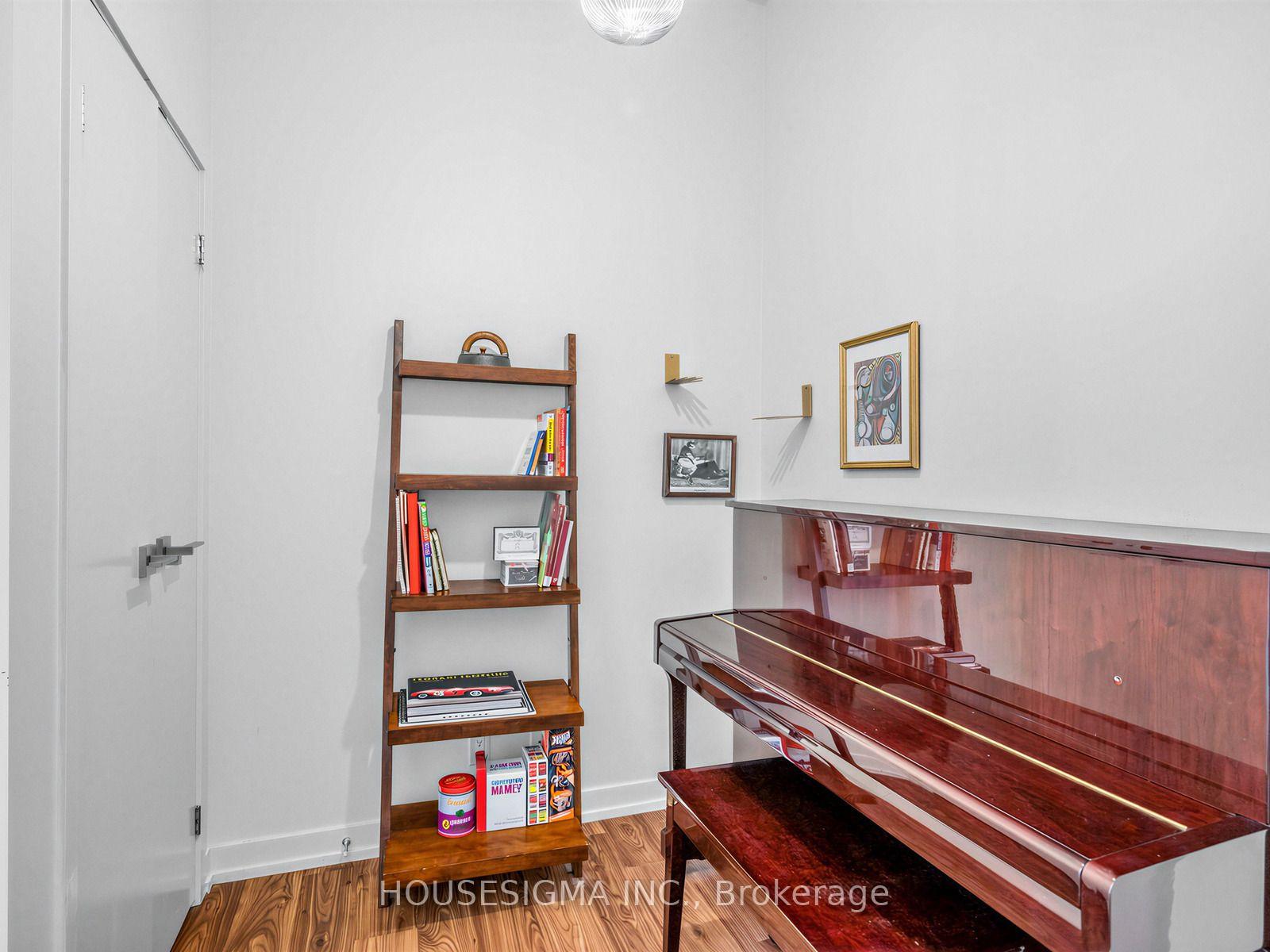 Photo 14 of Unit 3601, 89 Dunfield Avenue, Toronto, Mount Pleasant West — HOMEH