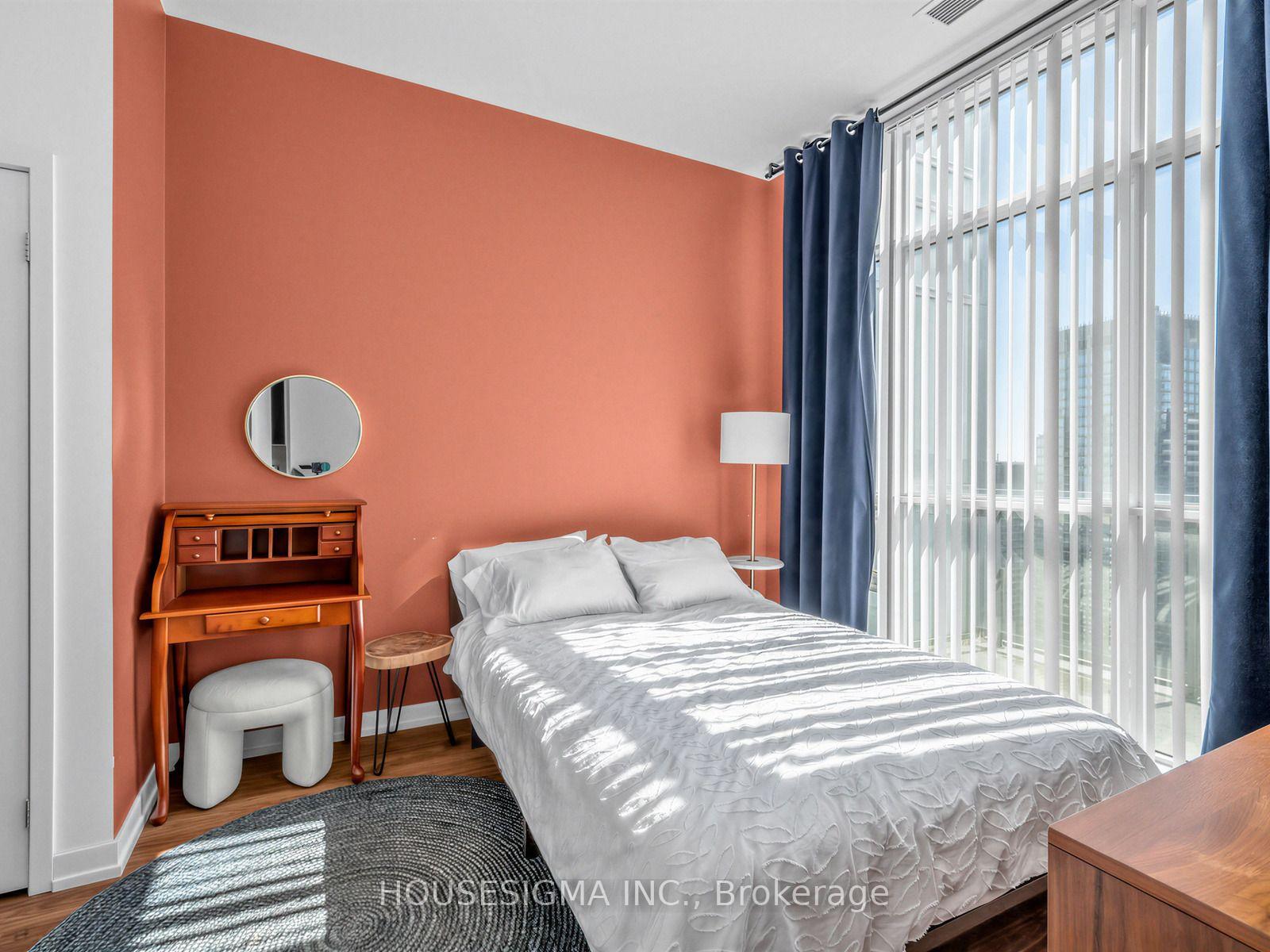 Photo 17 of Unit 3601, 89 Dunfield Avenue, Toronto, Mount Pleasant West — HOMEH