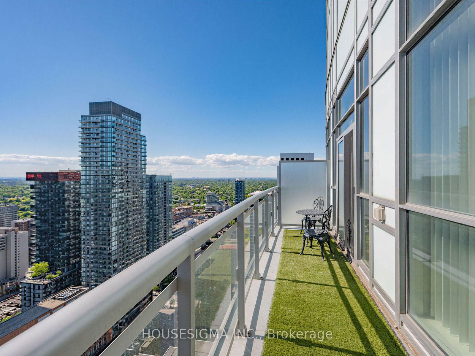 Photo 23 of Unit 3601, 89 Dunfield Avenue, Toronto, Mount Pleasant West — HOMEH