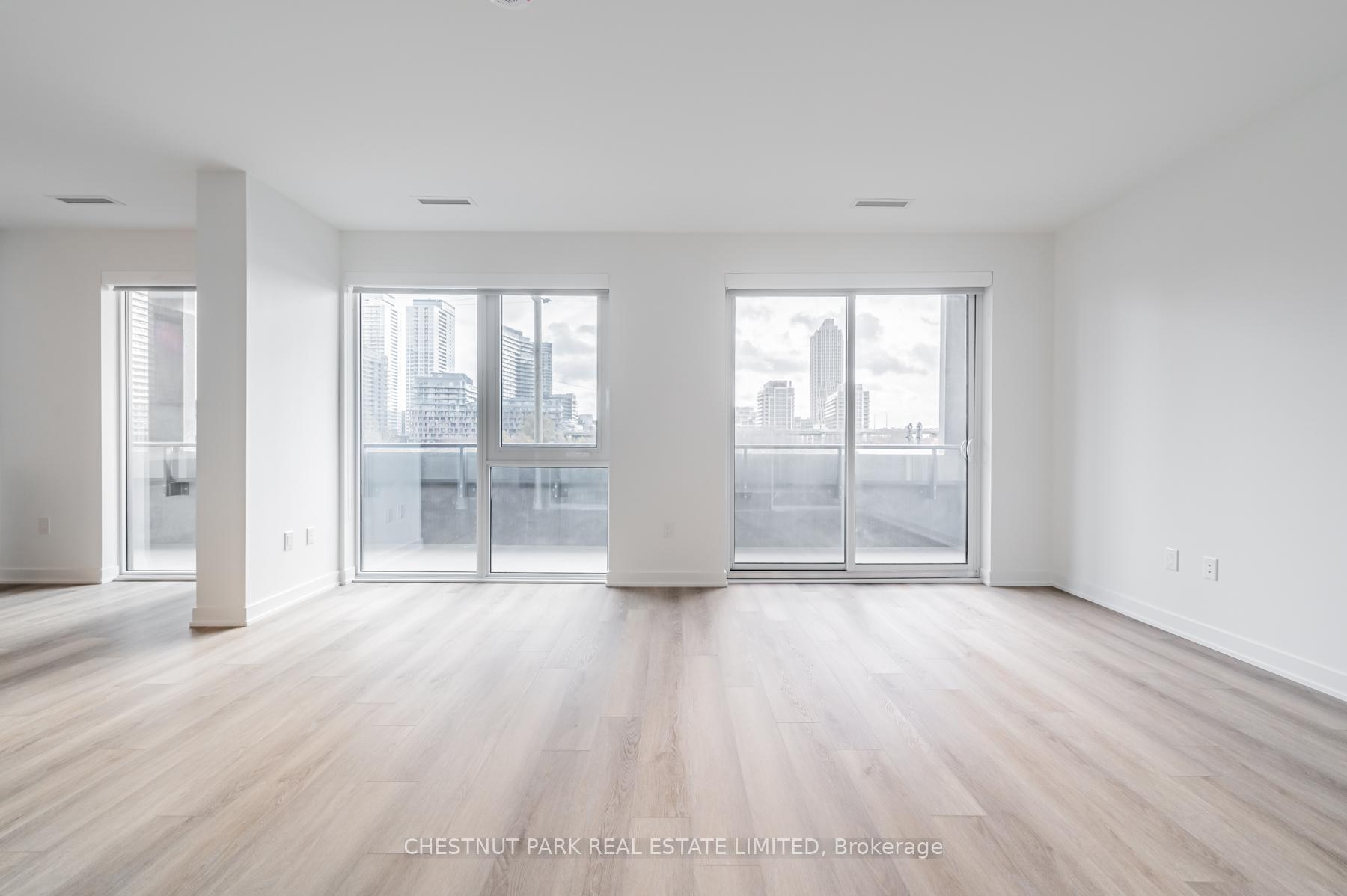 Photo 8 of Unit 214, 9 Tecumseth Street, Toronto, Niagara — HOMEH