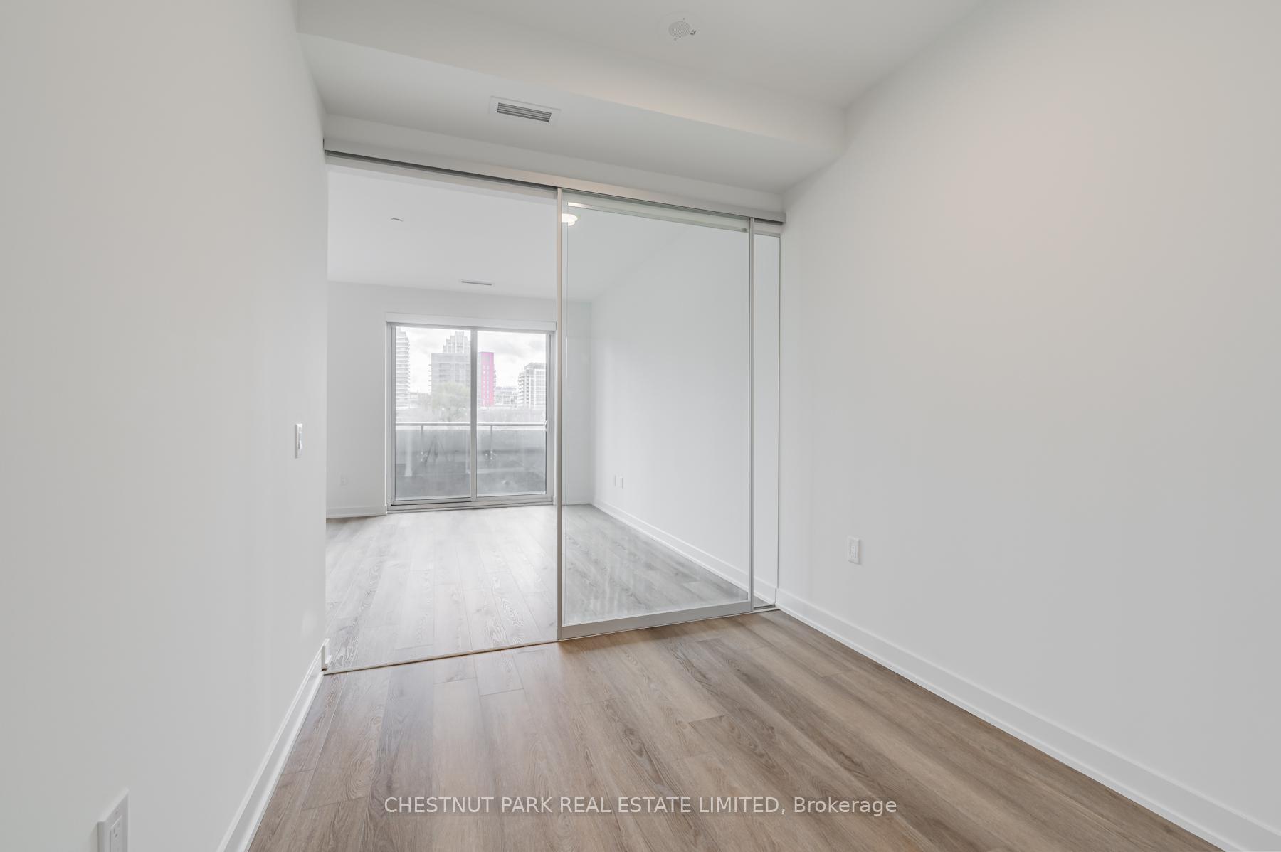 Photo 11 of Unit 214, 9 Tecumseth Street, Toronto, Niagara — HOMEH