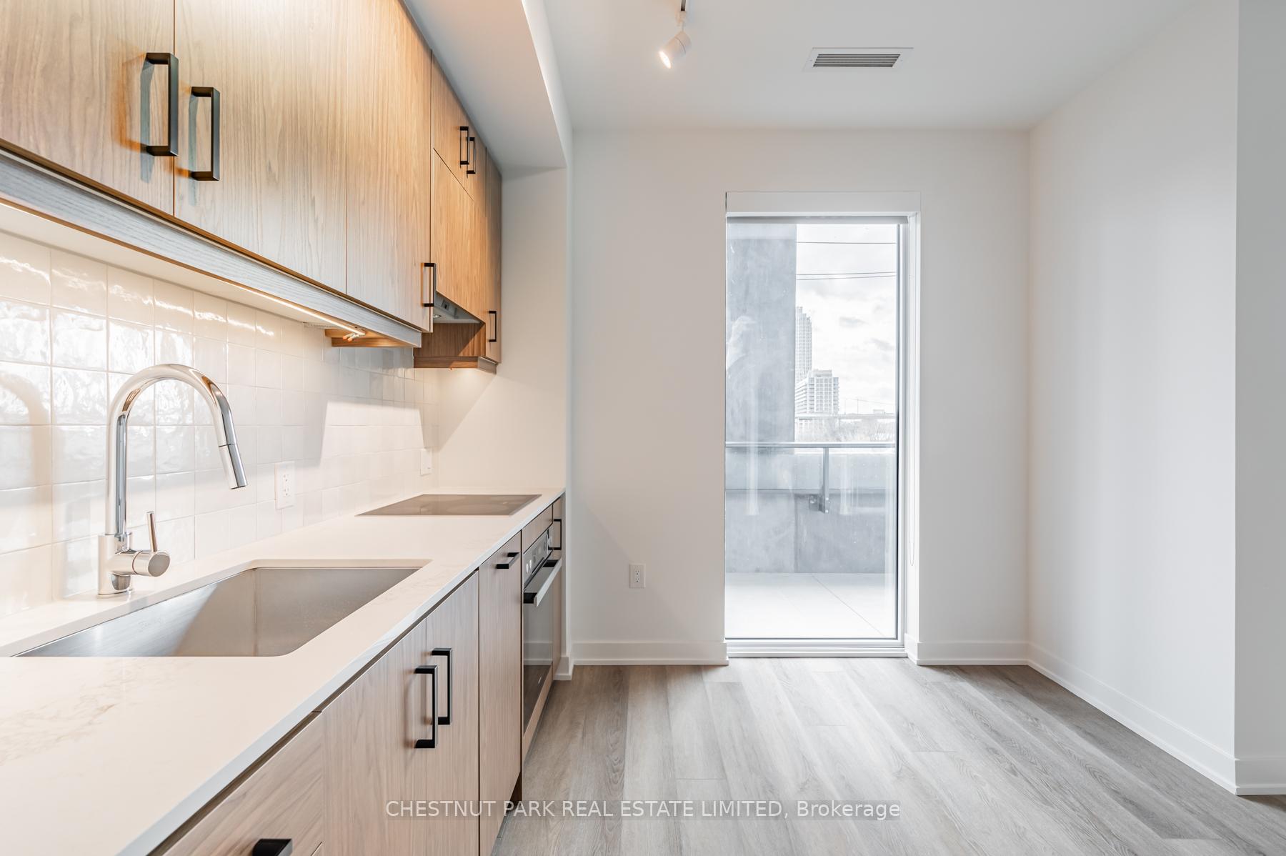 Photo 16 of Unit 214, 9 Tecumseth Street, Toronto, Niagara — HOMEH