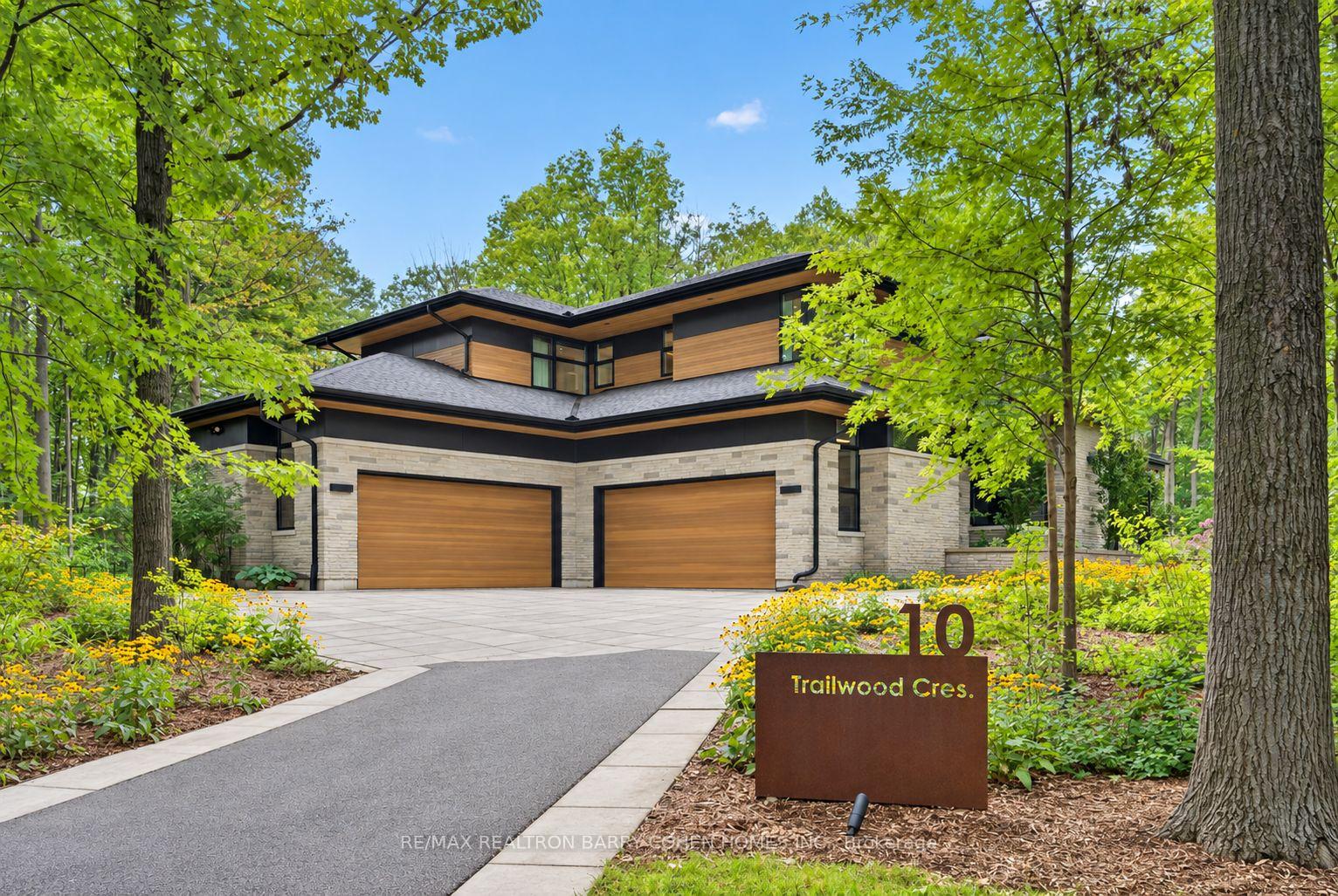 Photo 1 of 10 Trailwood Crescent, Richmond Hill, Rural Richmond Hill — HOMEH