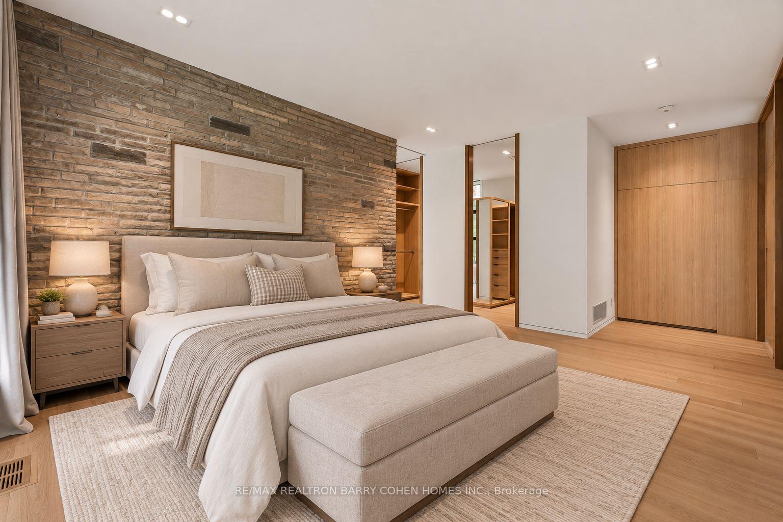 Photo 18 of 10 Trailwood Crescent, Richmond Hill, Rural Richmond Hill — HOMEH