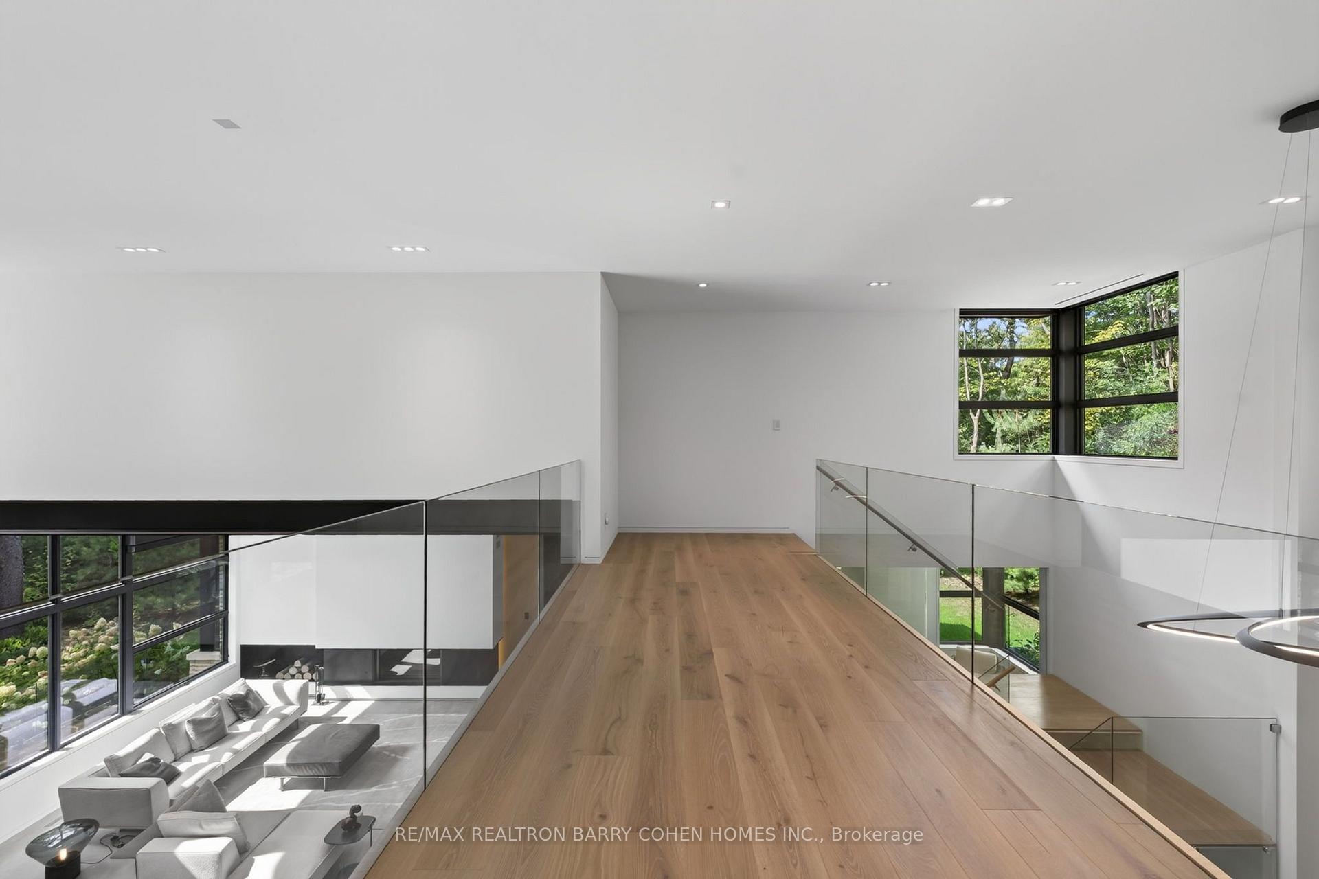 Photo 26 of 10 Trailwood Crescent, Richmond Hill, Rural Richmond Hill — HOMEH