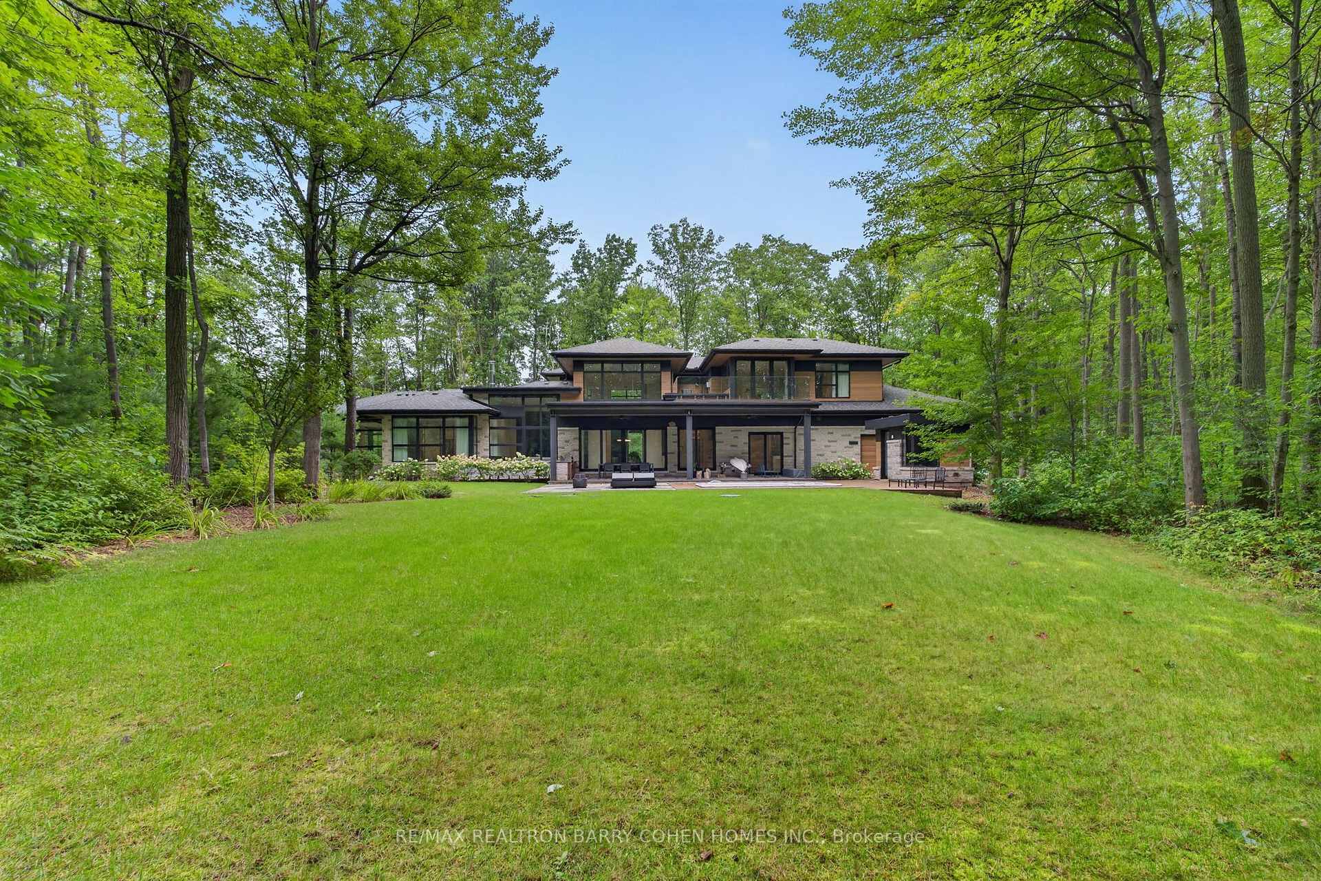 Photo 50 of 10 Trailwood Crescent, Richmond Hill, Rural Richmond Hill — HOMEH