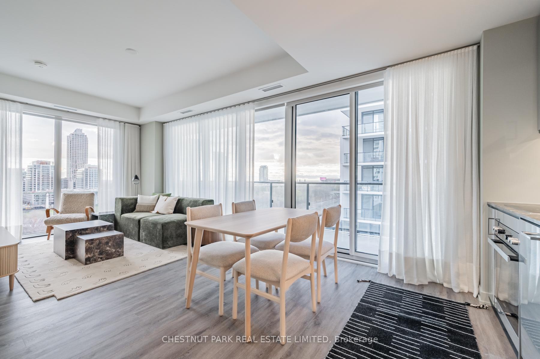 Photo 6 of Unit 821, 9 Tecumseth Street, Toronto, Niagara — HOMEH