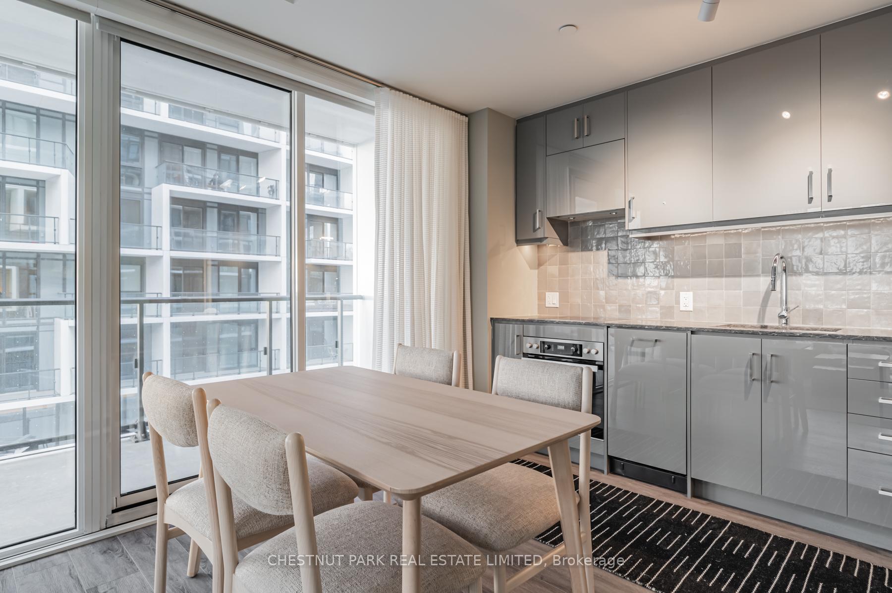Photo 10 of Unit 821, 9 Tecumseth Street, Toronto, Niagara — HOMEH