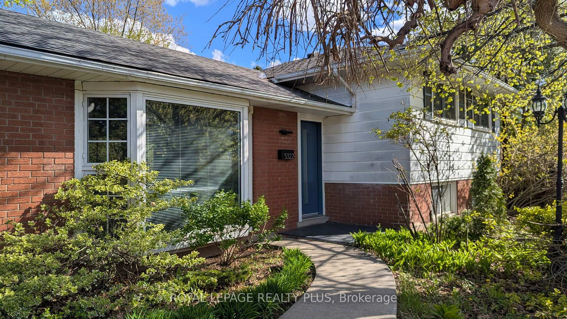 Photo 1 of 5322 Windermere Drive, Burlington, Appleby — HOMEH