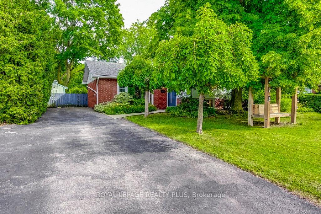 Photo 3 of 5322 Windermere Drive, Burlington, Appleby — HOMEH