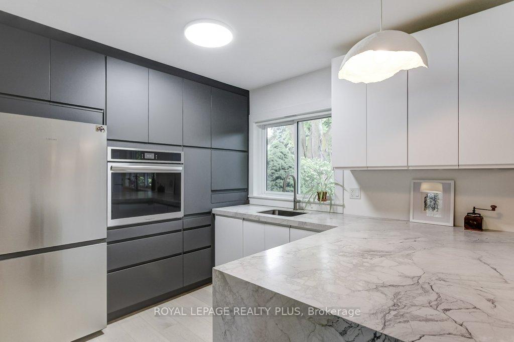 Photo 16 of 5322 Windermere Drive, Burlington, Appleby — HOMEH
