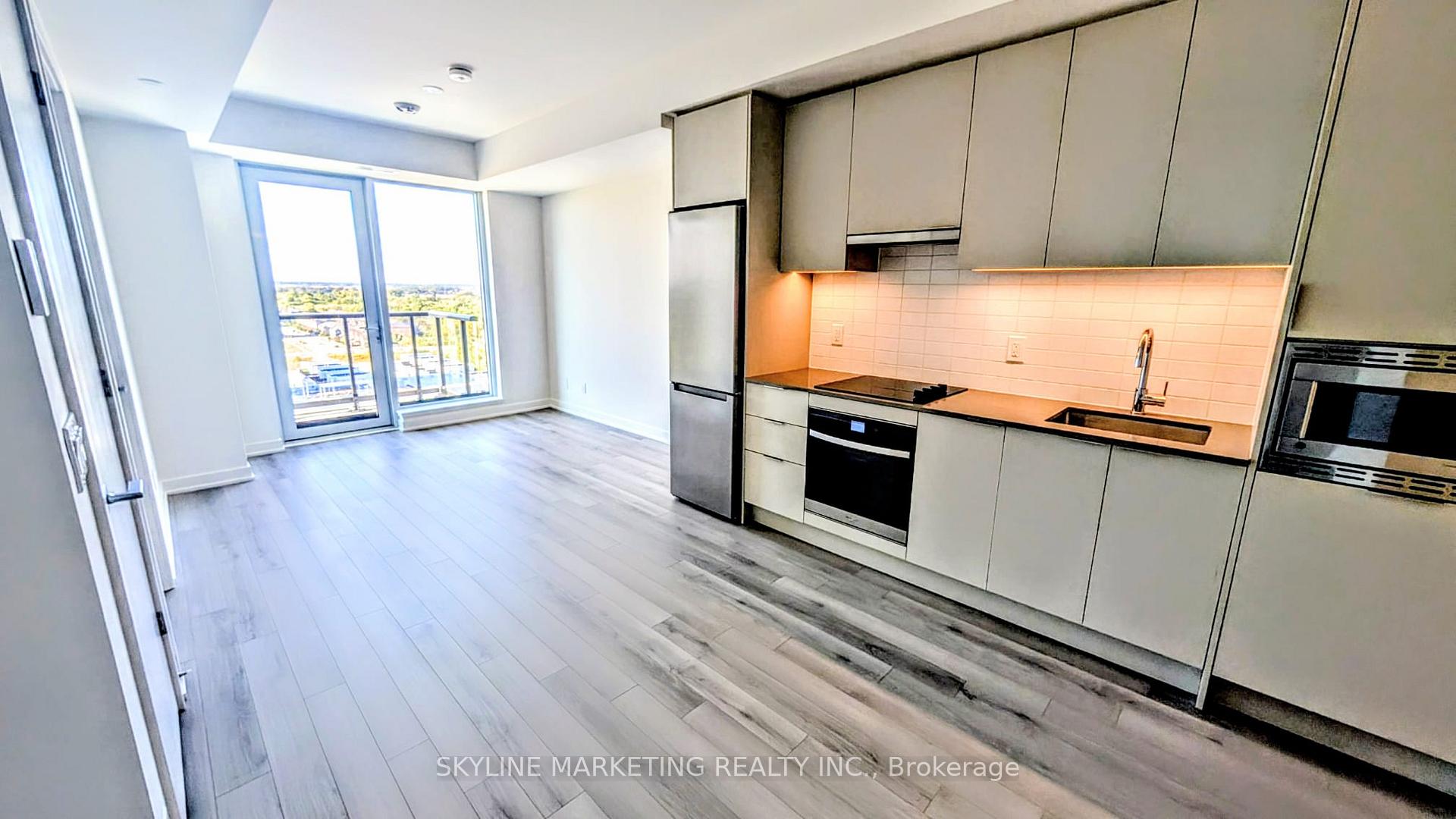 Front of Unit 1504, 3079 Trafalgar Road