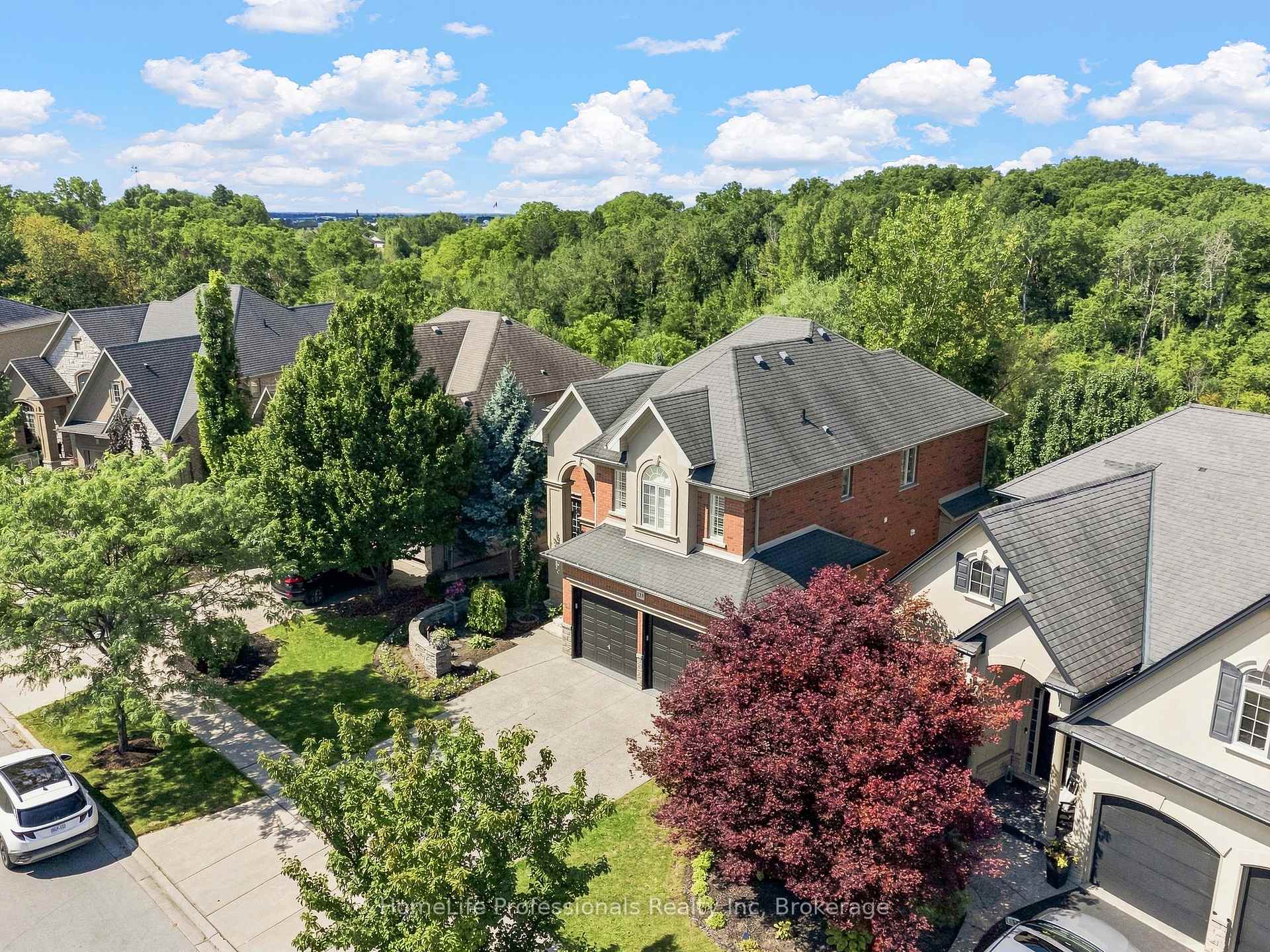 Photo 3 of 123 Tollgate Drive, Hamilton, Ancaster — HOMEH