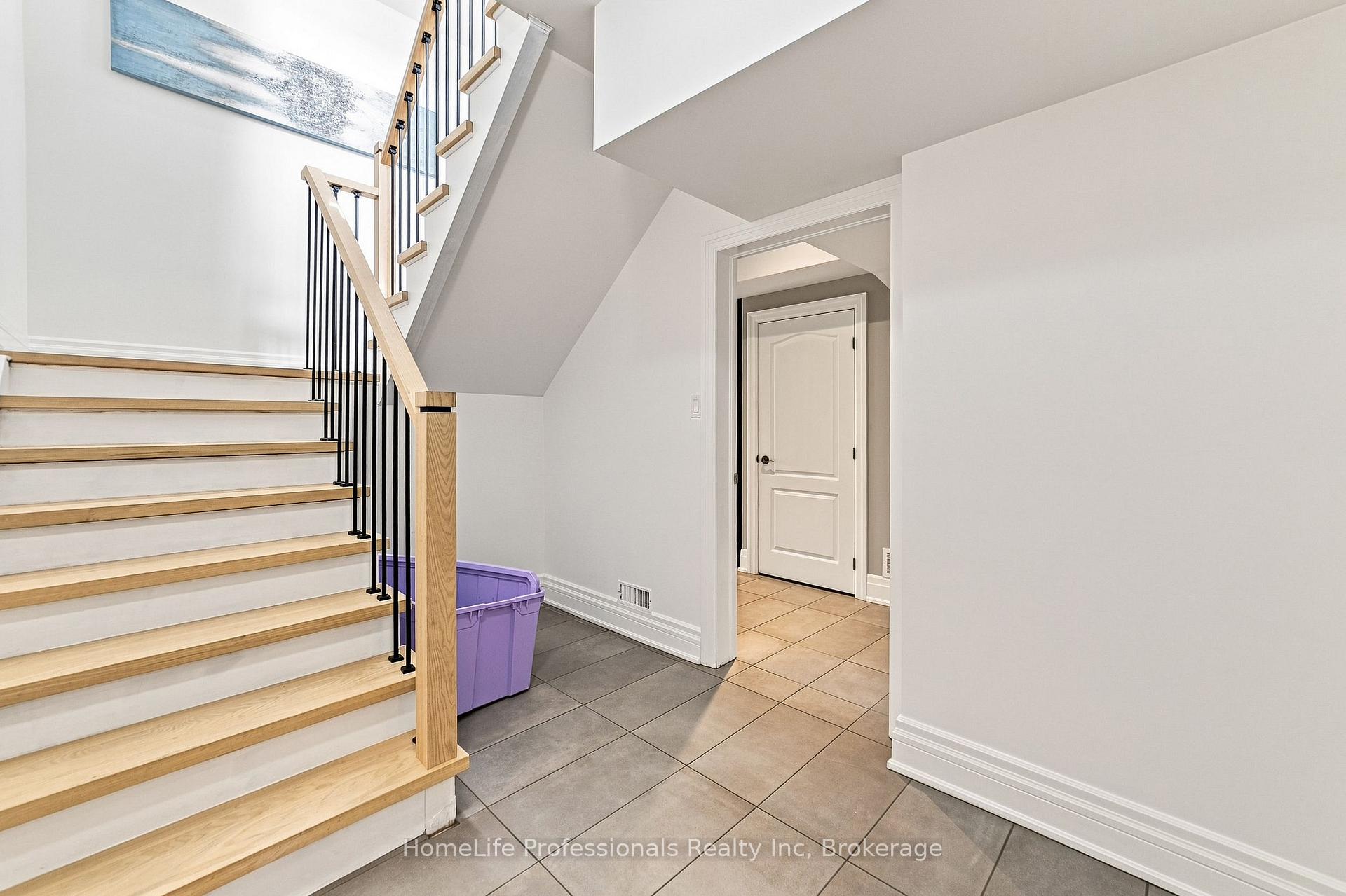 Photo 33 of 123 Tollgate Drive, Hamilton, Ancaster — HOMEH