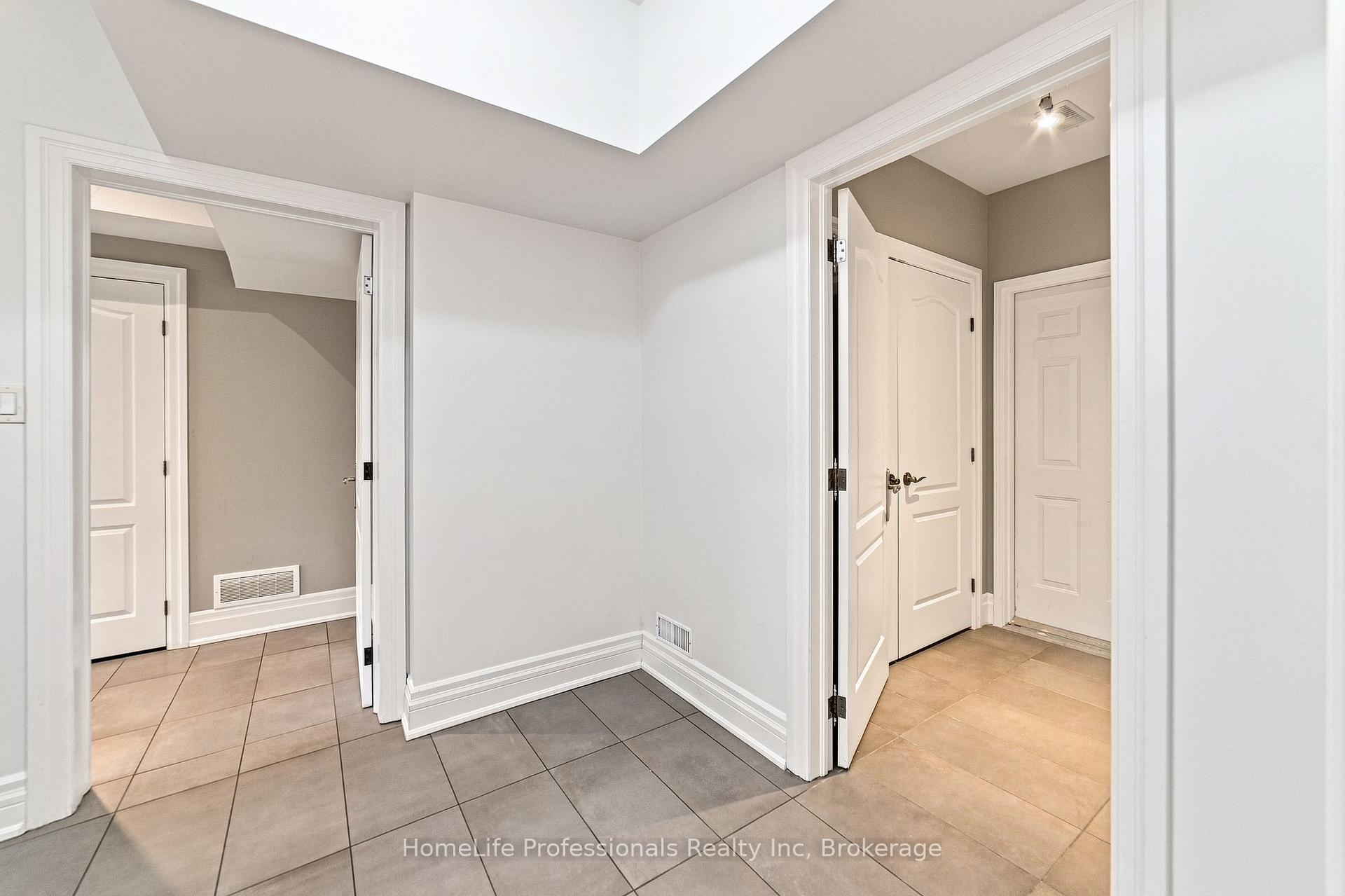 Photo 34 of 123 Tollgate Drive, Hamilton, Ancaster — HOMEH