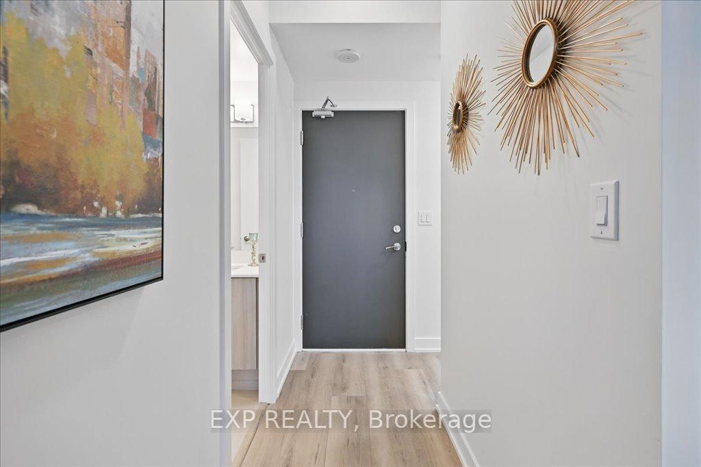 Photo 4 of Unit 707, 550 North Service Road, Grimsby, Grimsby Beach — HOMEH