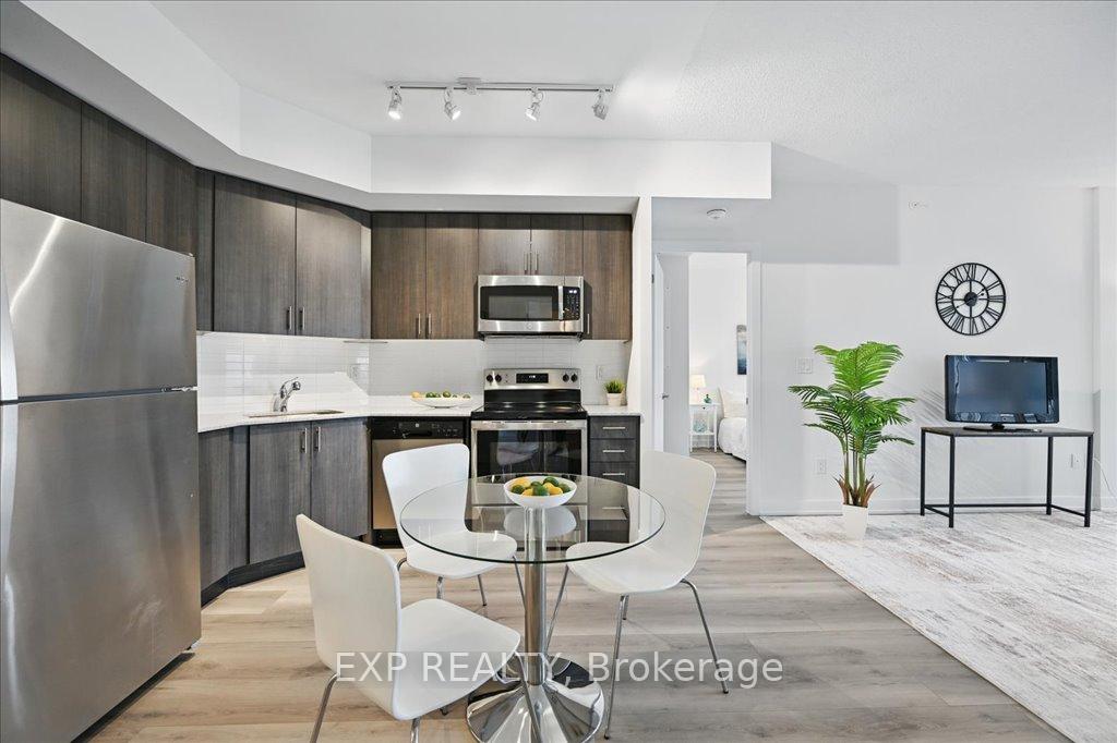 Photo 7 of Unit 707, 550 North Service Road, Grimsby, Grimsby Beach — HOMEH