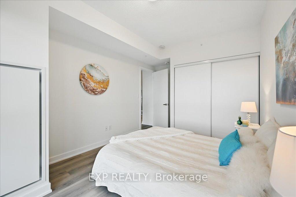 Photo 13 of Unit 707, 550 North Service Road, Grimsby, Grimsby Beach — HOMEH