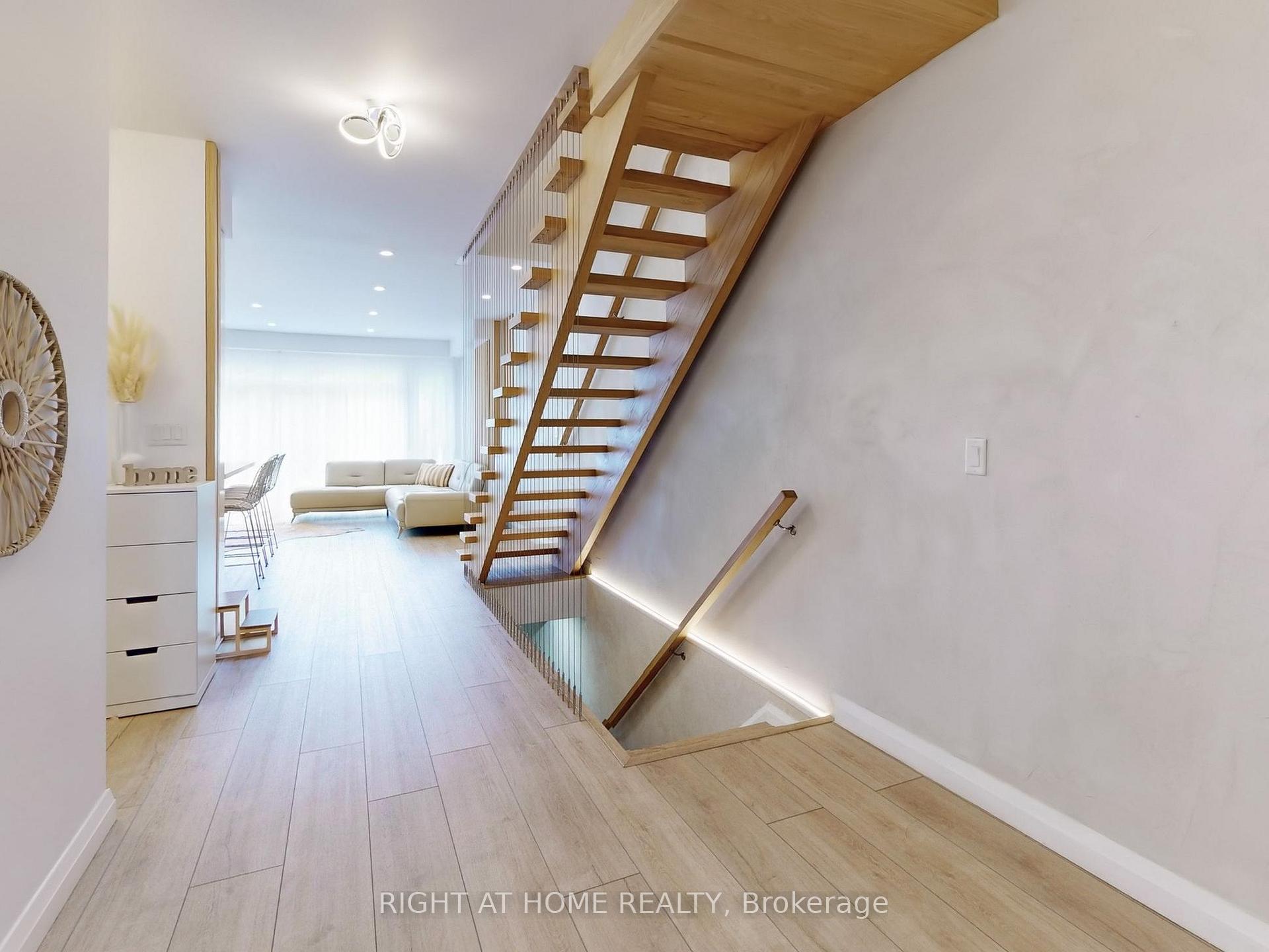 Photo 7 of Unit 30, 35 Midhurst Heights, Hamilton, Stoney Creek Mountain — HOMEH