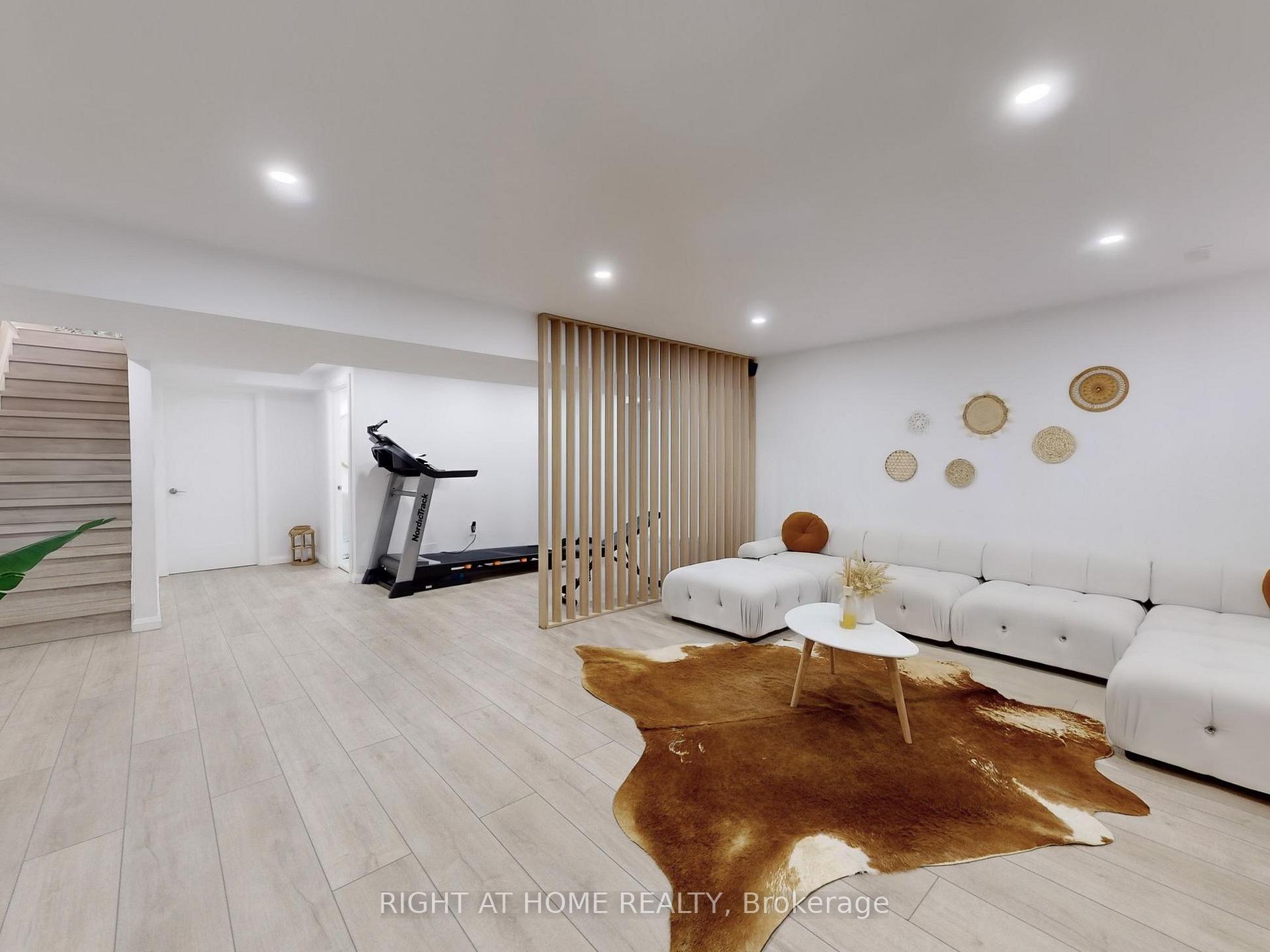 Photo 34 of Unit 30, 35 Midhurst Heights, Hamilton, Stoney Creek Mountain — HOMEH