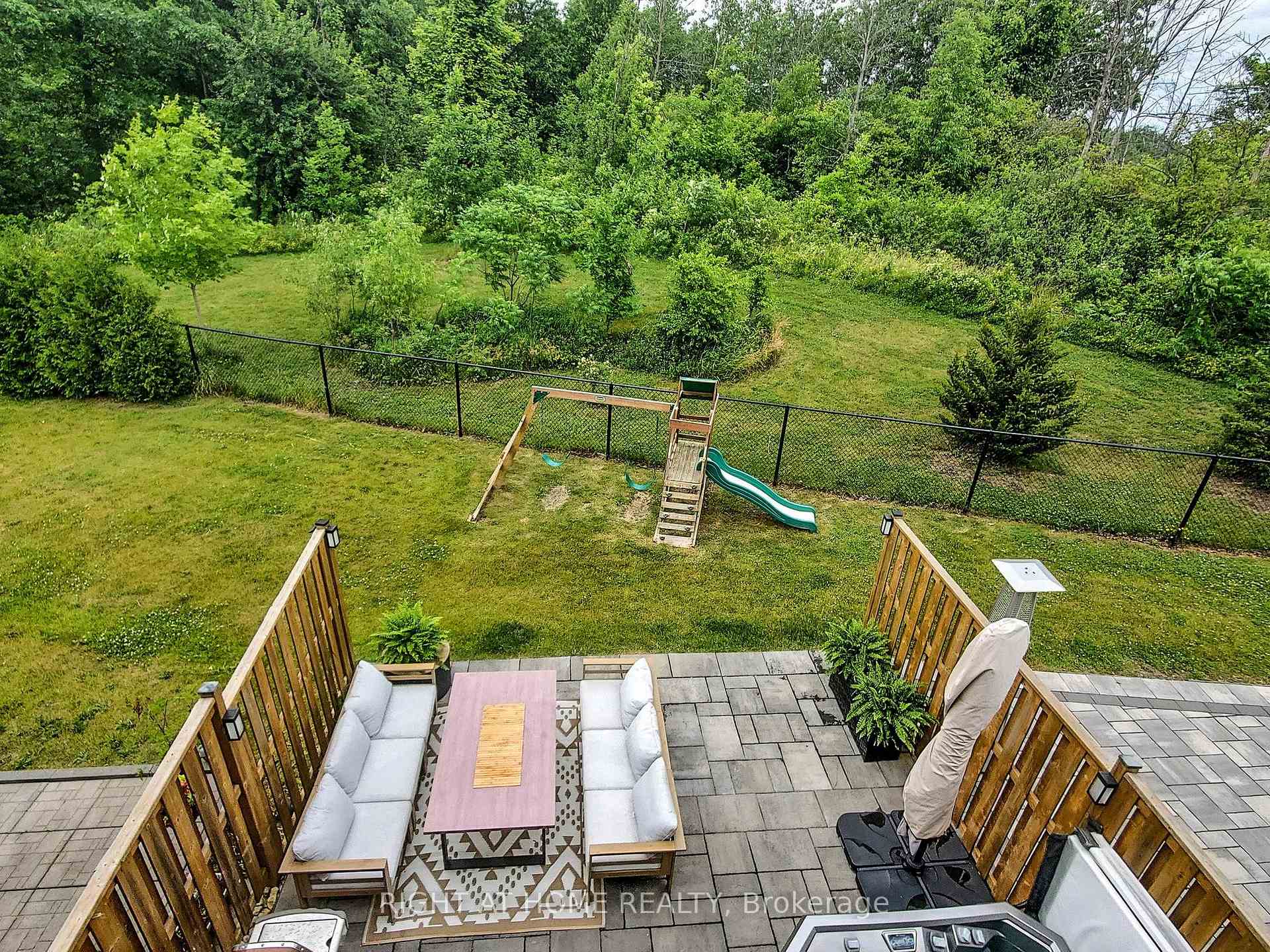 Photo 42 of Unit 30, 35 Midhurst Heights, Hamilton, Stoney Creek Mountain — HOMEH