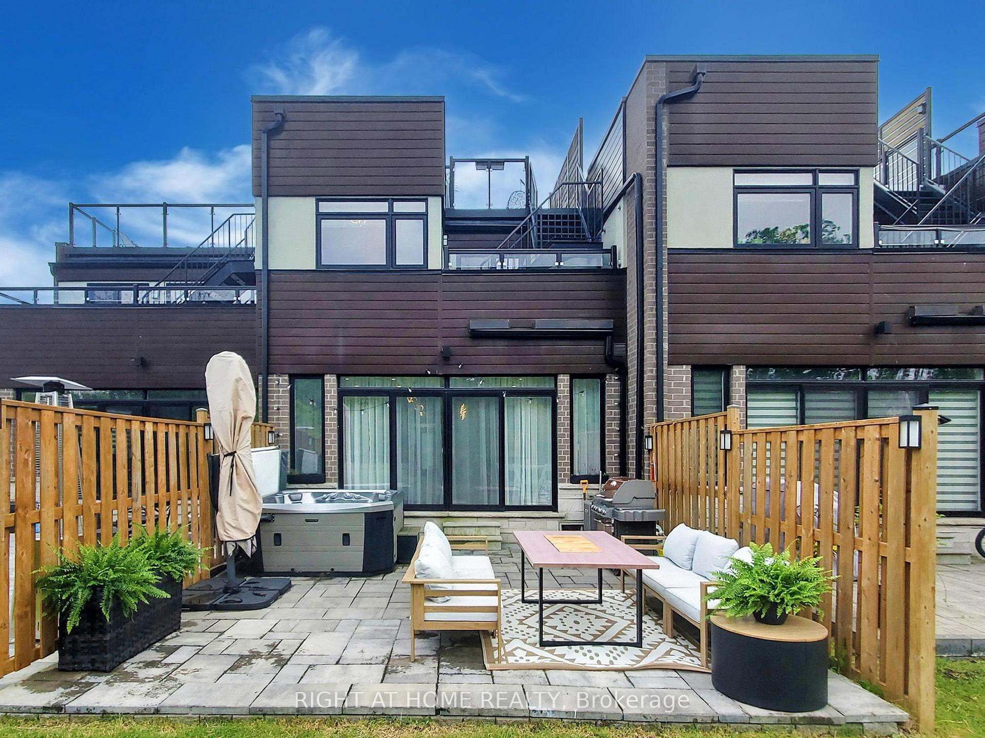 Photo 43 of Unit 30, 35 Midhurst Heights, Hamilton, Stoney Creek Mountain — HOMEH