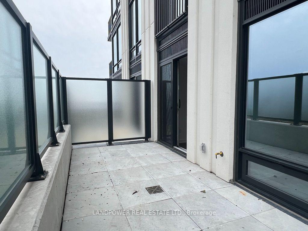 Photo 3 of Unit 915, 89 Montclair Avenue, Toronto, Forest Hill South — HOMEH