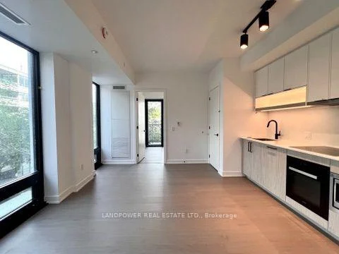Photo 5 of Unit 915, 89 Montclair Avenue, Toronto, Forest Hill South — HOMEH