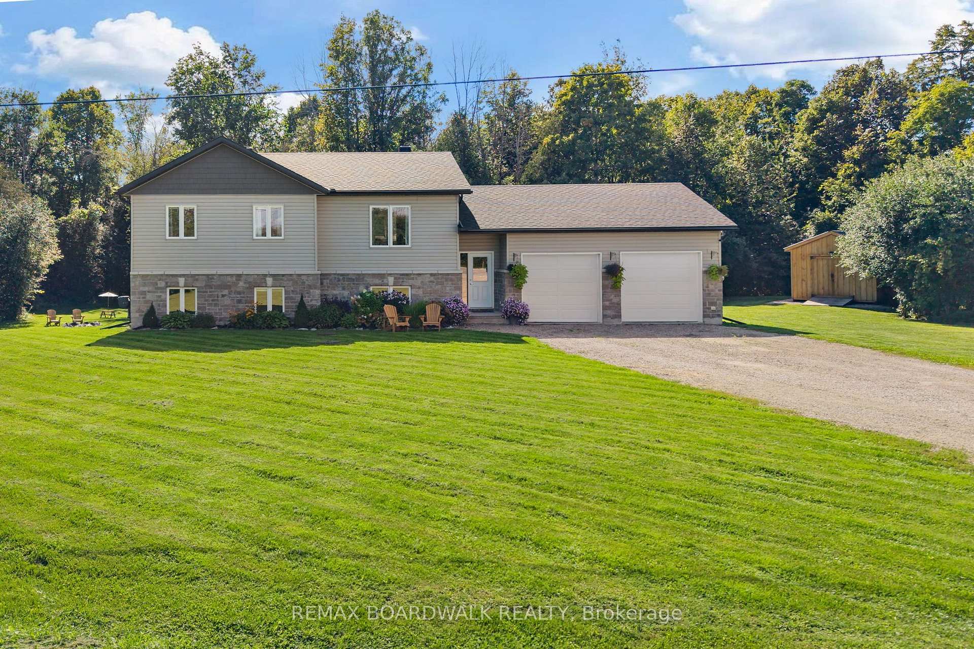 Photo of 1271 Drummond School Road