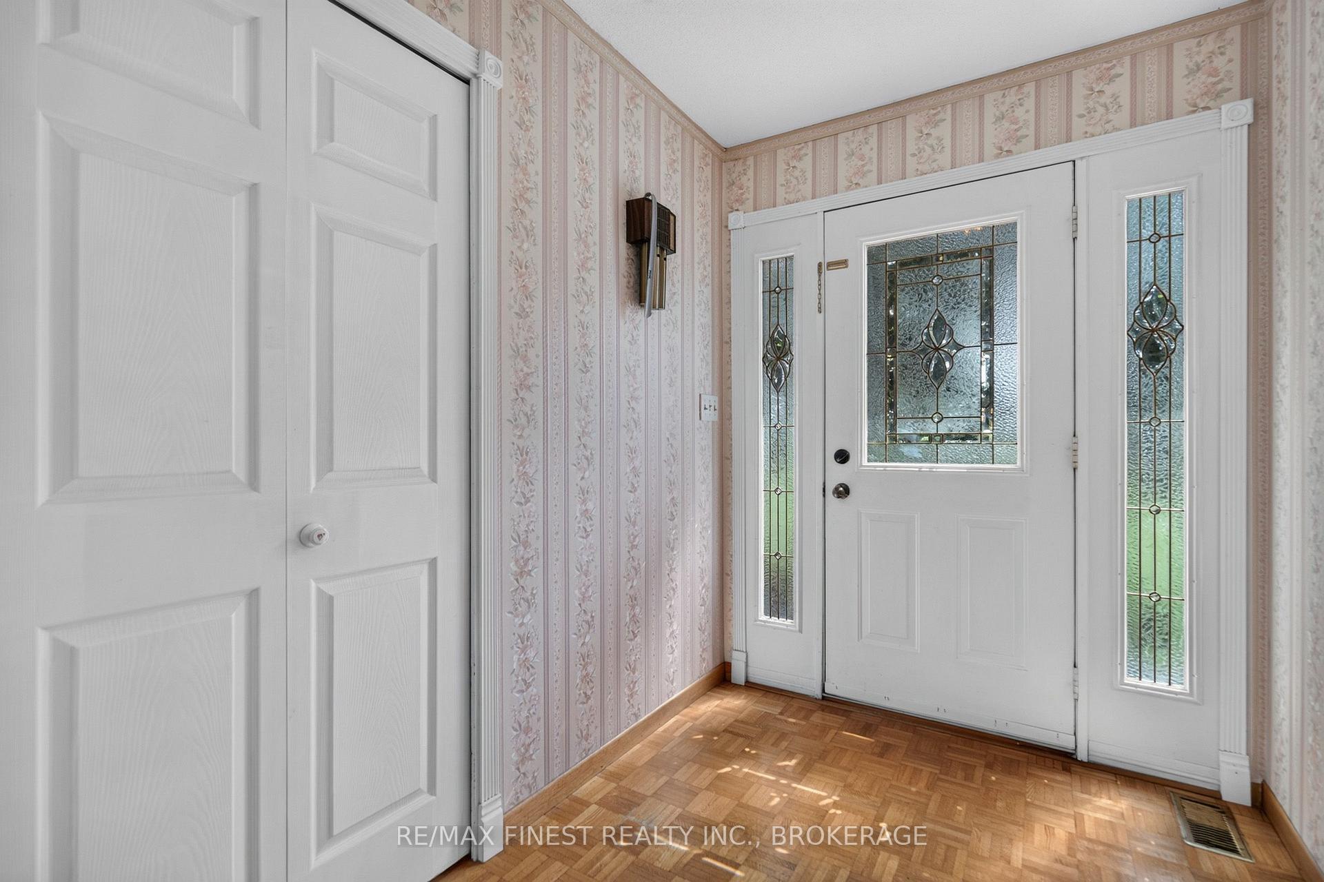 Photo 4 of 3005 Wilson Road, Frontenac, Frontenac South — HOMEH