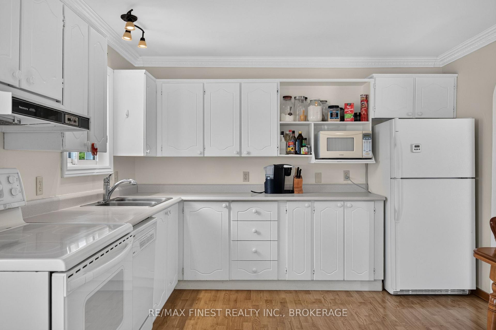 Photo 10 of 3005 Wilson Road, Frontenac, Frontenac South — HOMEH