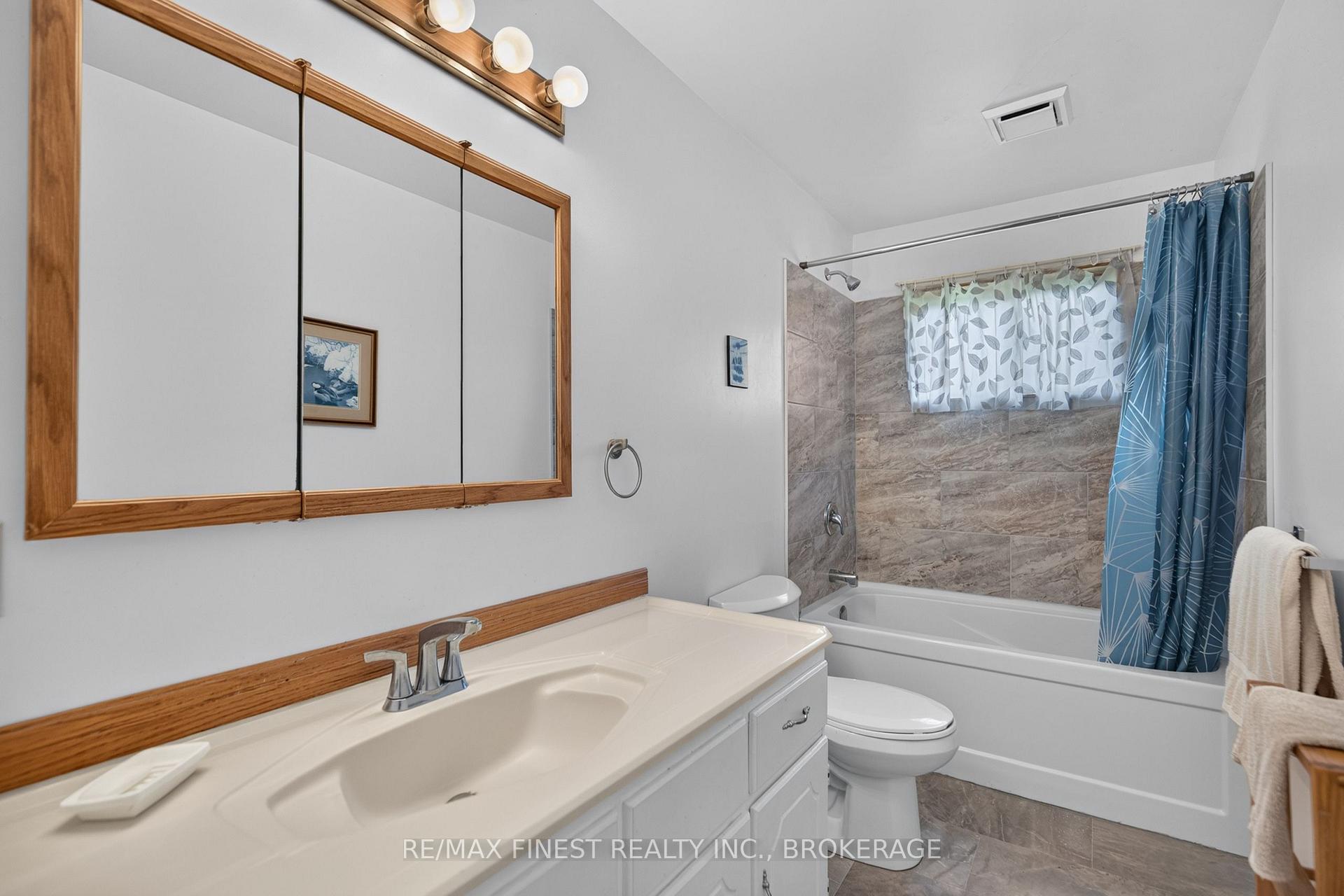 Photo 16 of 3005 Wilson Road, Frontenac, Frontenac South — HOMEH
