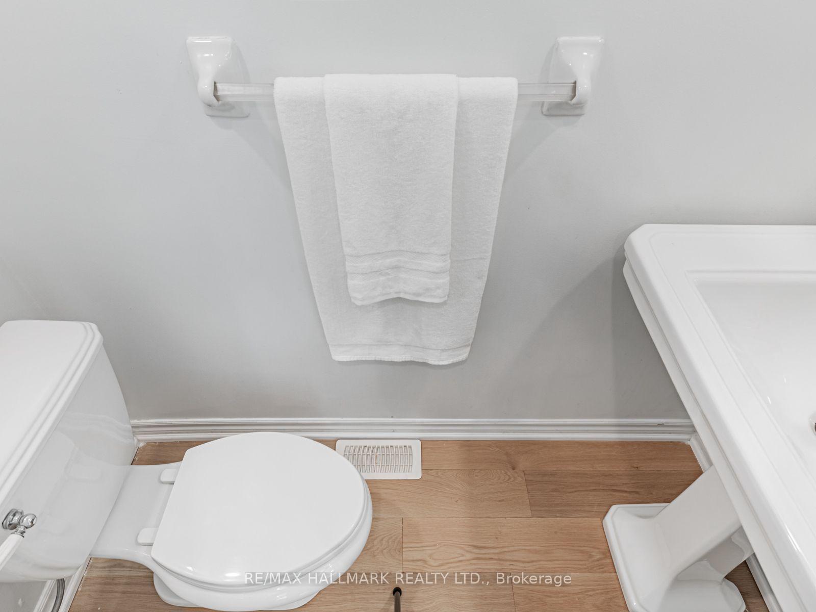 Photo 13 of Unit Main, 8 Redwood Avenue, Toronto, Greenwood-Coxwell — HOMEH