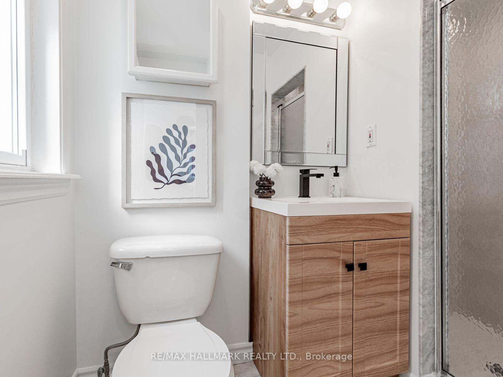 Photo 16 of Unit Main, 8 Redwood Avenue, Toronto, Greenwood-Coxwell — HOMEH