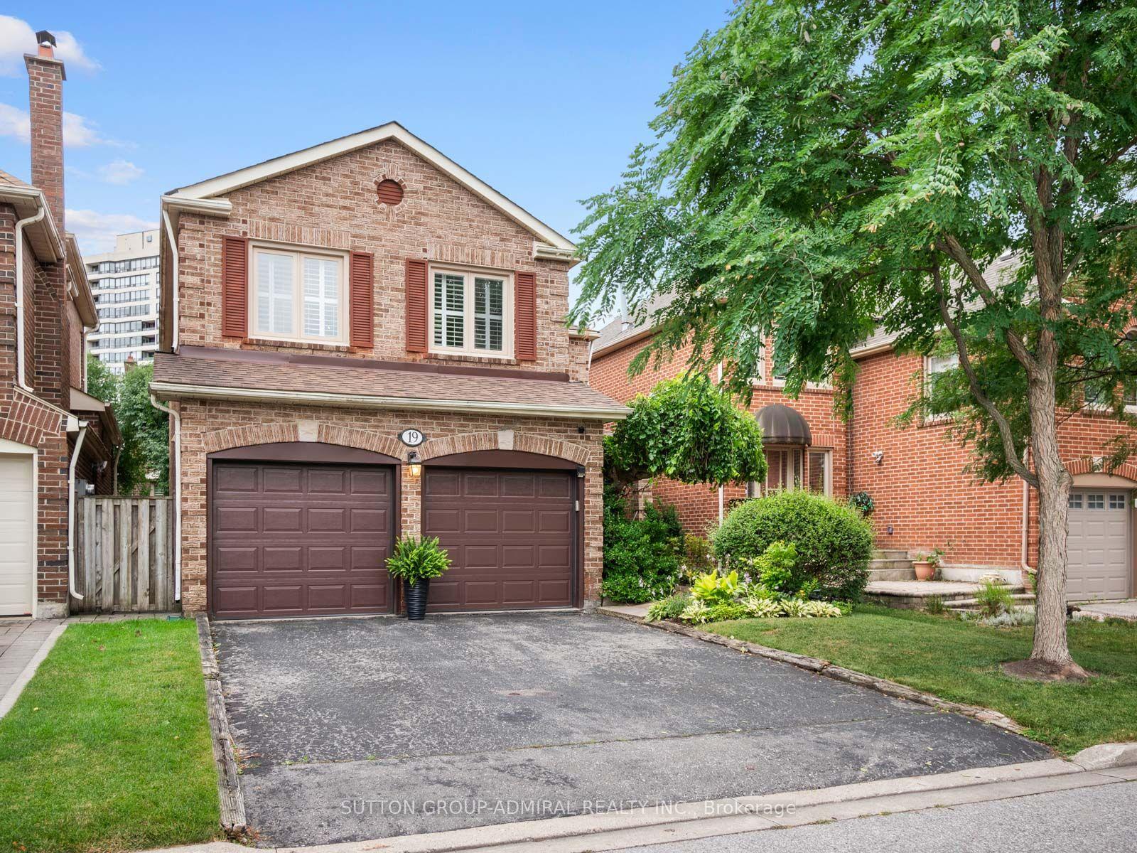 Photo 1 of 19 Jessica Gardens, Vaughan, Crestwood-Springfarm-Yorkhill — HOMEH