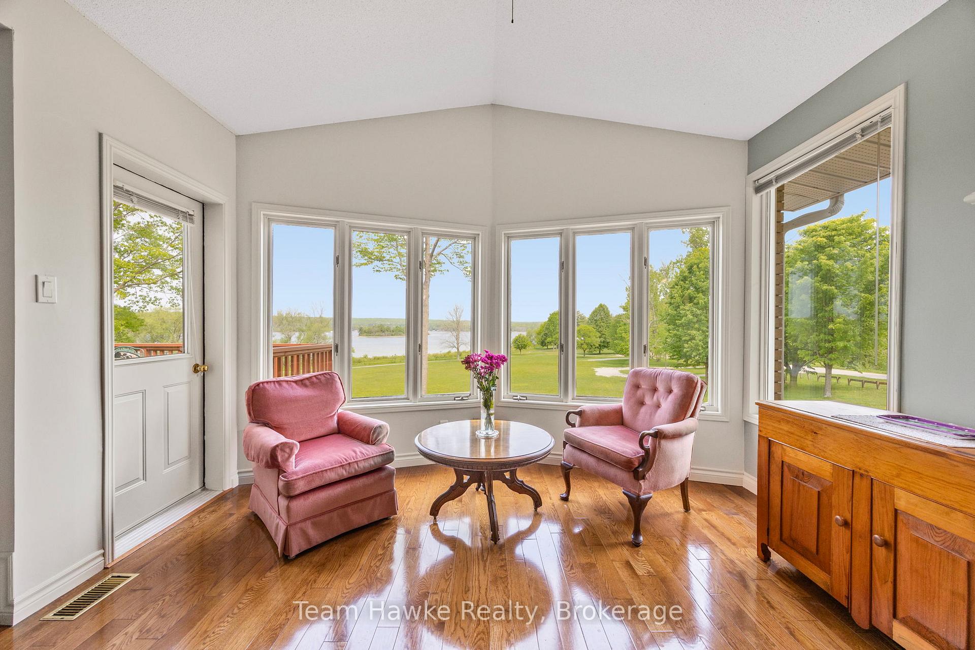 Photo 8 of 26 Jury Drive, Penetanguishene — HOMEH