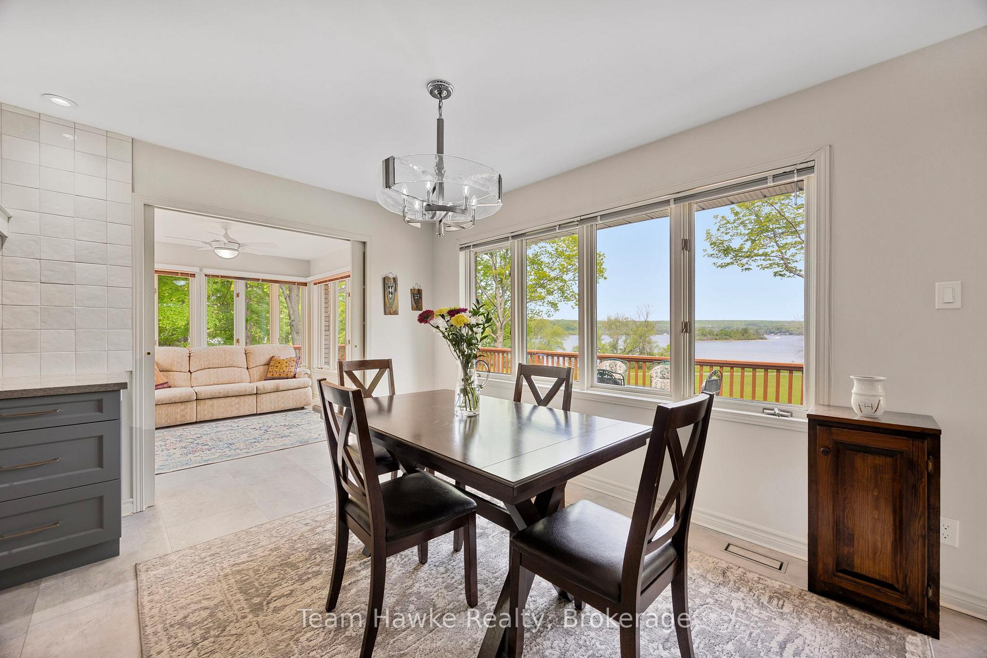 Photo 10 of 26 Jury Drive, Penetanguishene — HOMEH