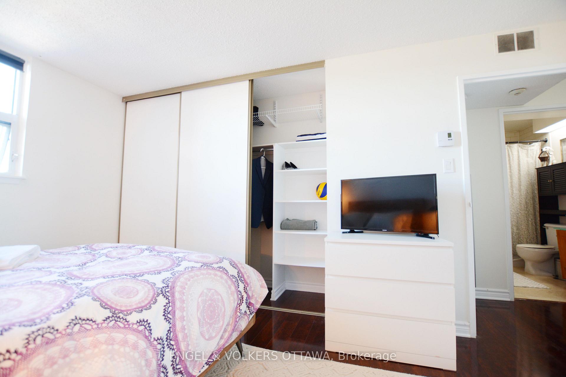 Photo 11 of Unit 1205, 1180 Ohio Street, Ottawa, Billings Bridge — HOMEH