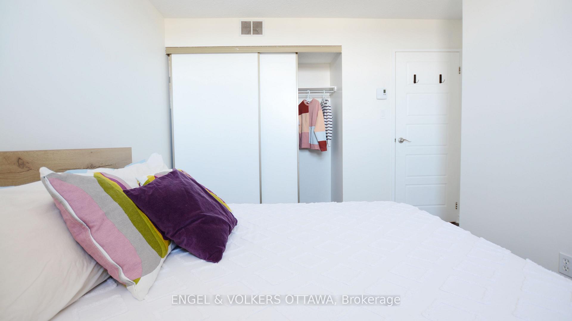 Photo 12 of Unit 1205, 1180 Ohio Street, Ottawa, Billings Bridge — HOMEH