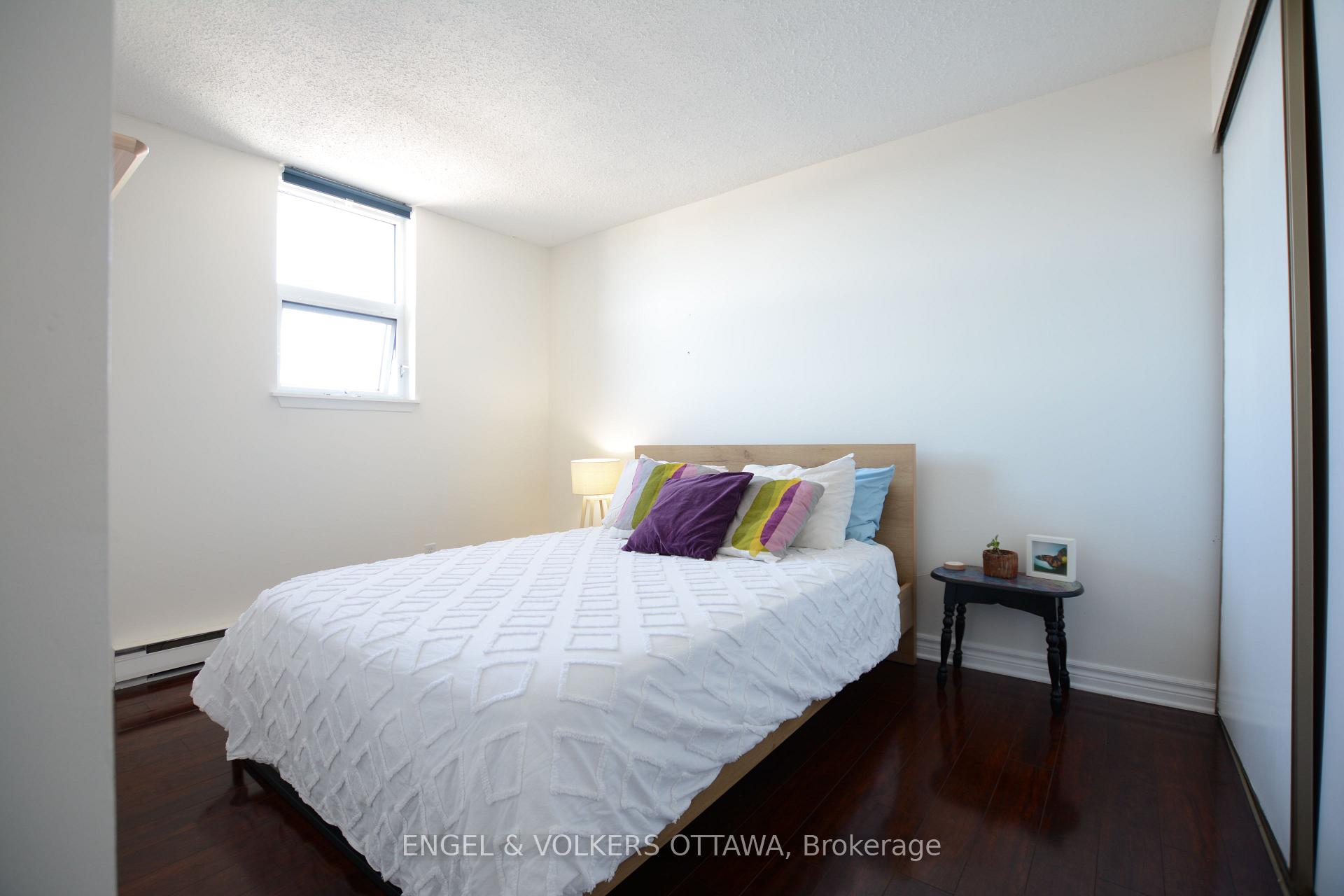 Photo 13 of Unit 1205, 1180 Ohio Street, Ottawa, Billings Bridge — HOMEH
