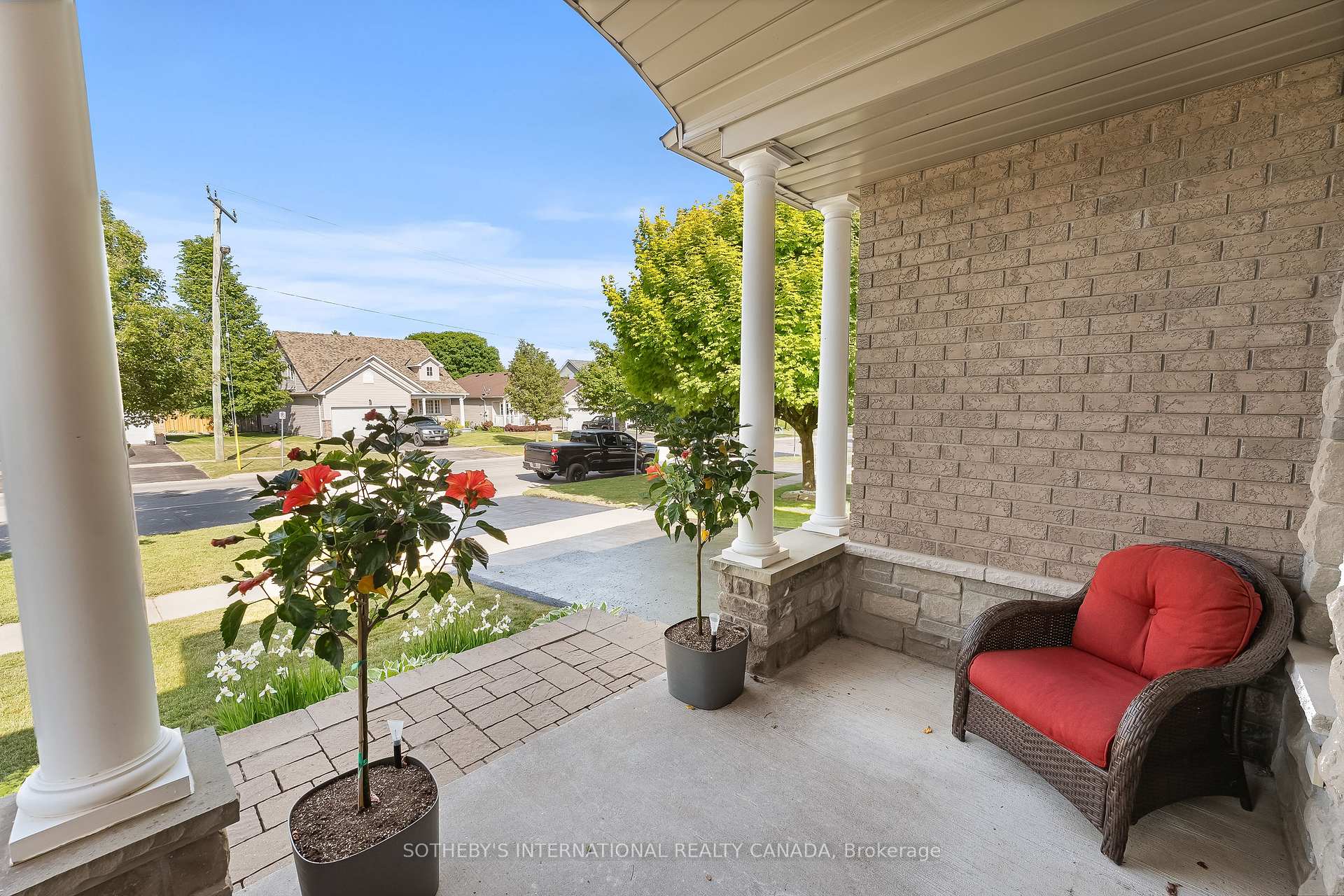 Photo 6 of 2 Rapley Boulevard, Port Hope — HOMEH