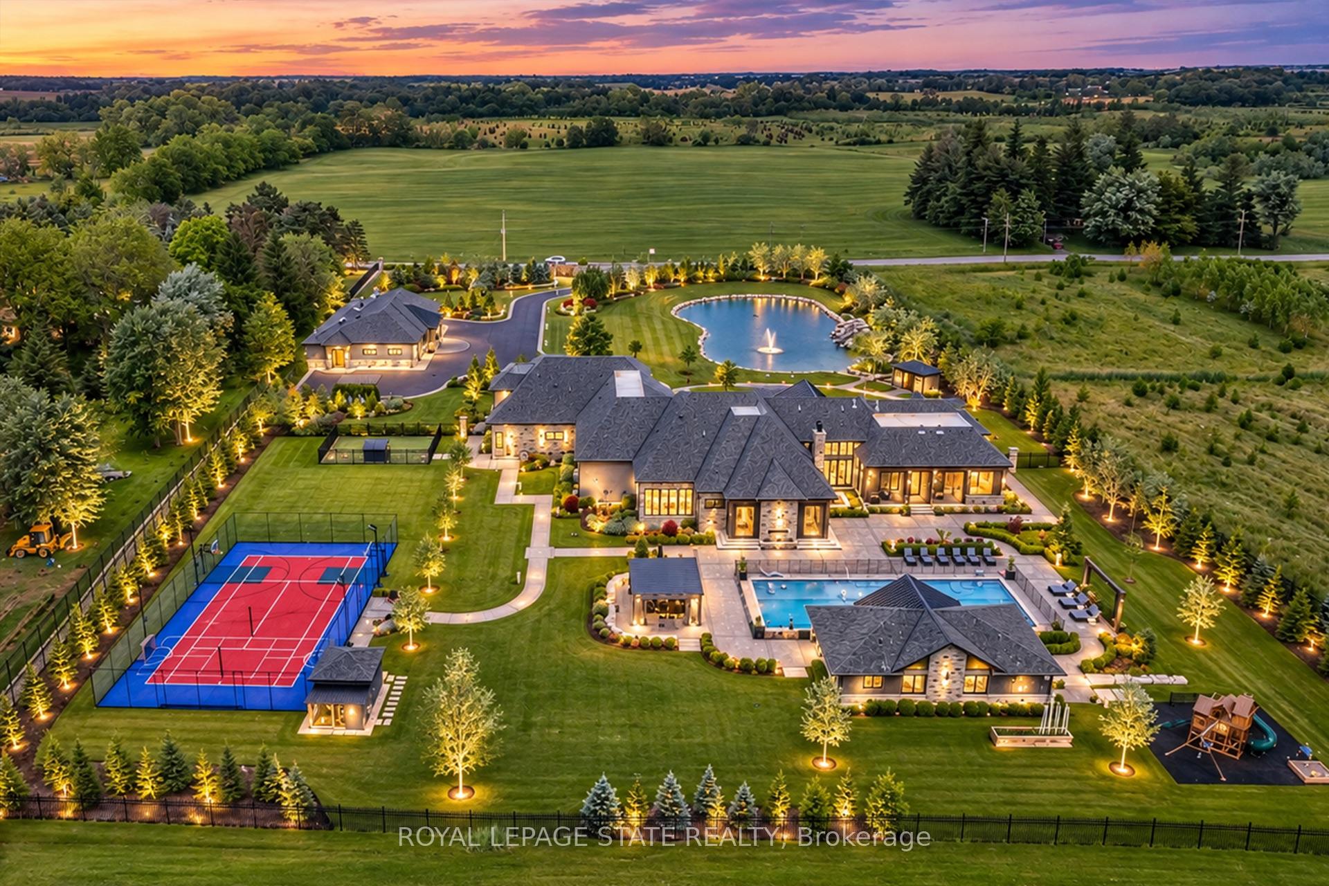 Photo 3 of 1272 Fiddlers Green Road, Hamilton, Ancaster — HOMEH