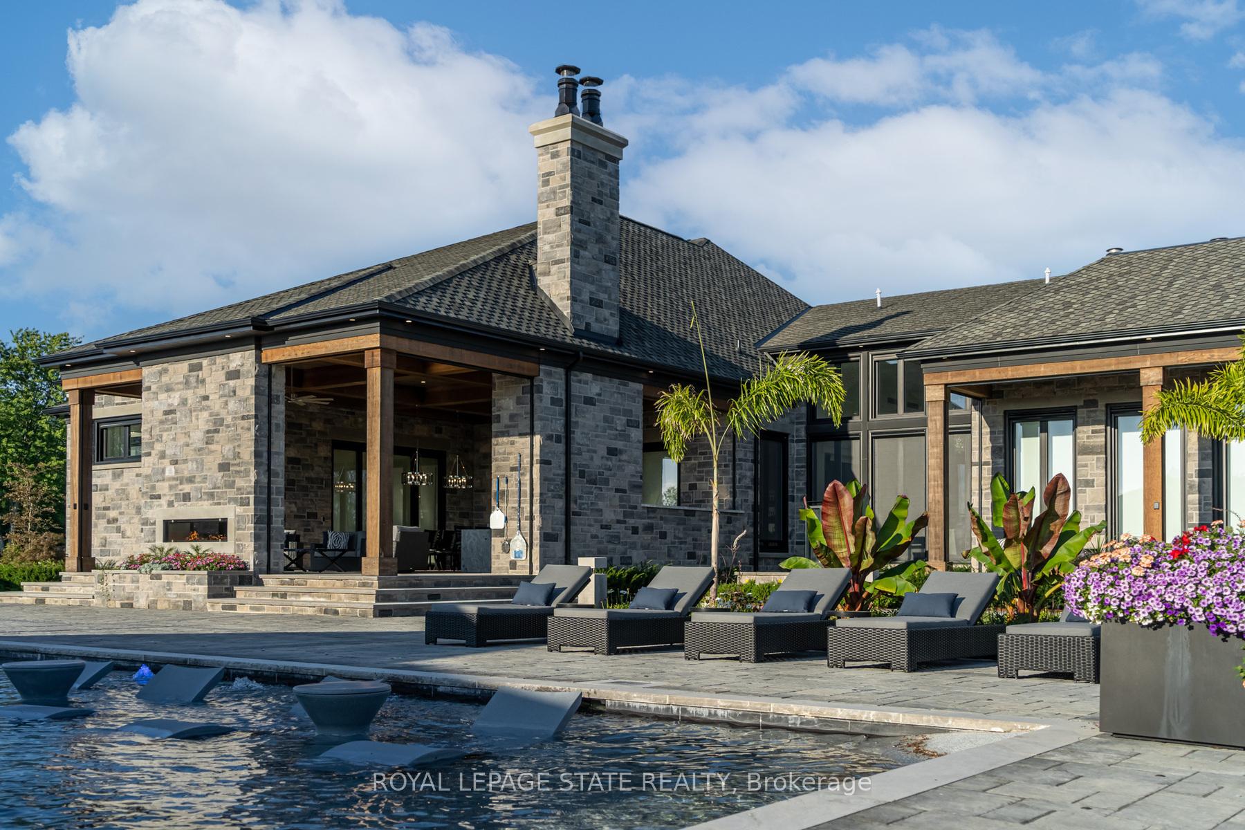 Photo 19 of 1272 Fiddlers Green Road, Hamilton, Ancaster — HOMEH