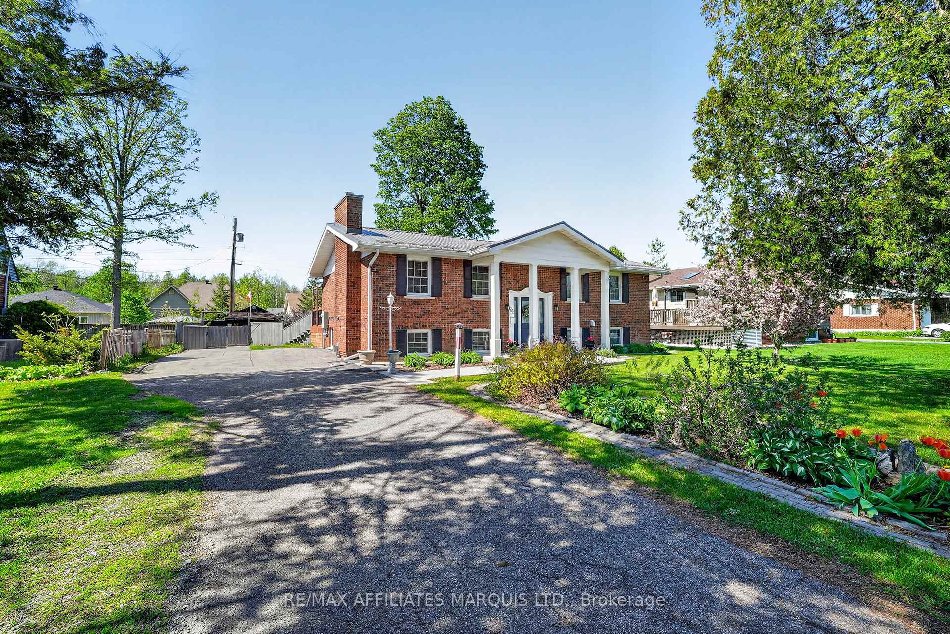Photo 3 of 21 Spruce Street, South Stormont, Ingleside — HOMEH
