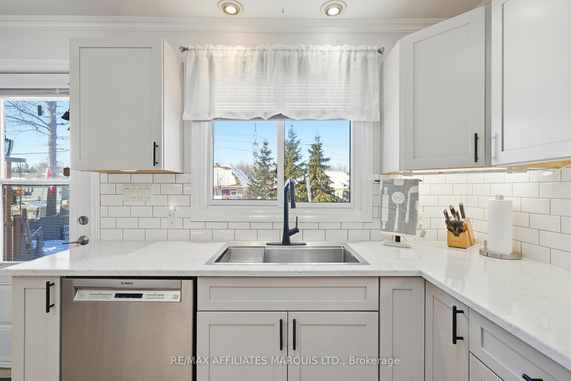 Photo 16 of 21 Spruce Street, South Stormont, Ingleside — HOMEH