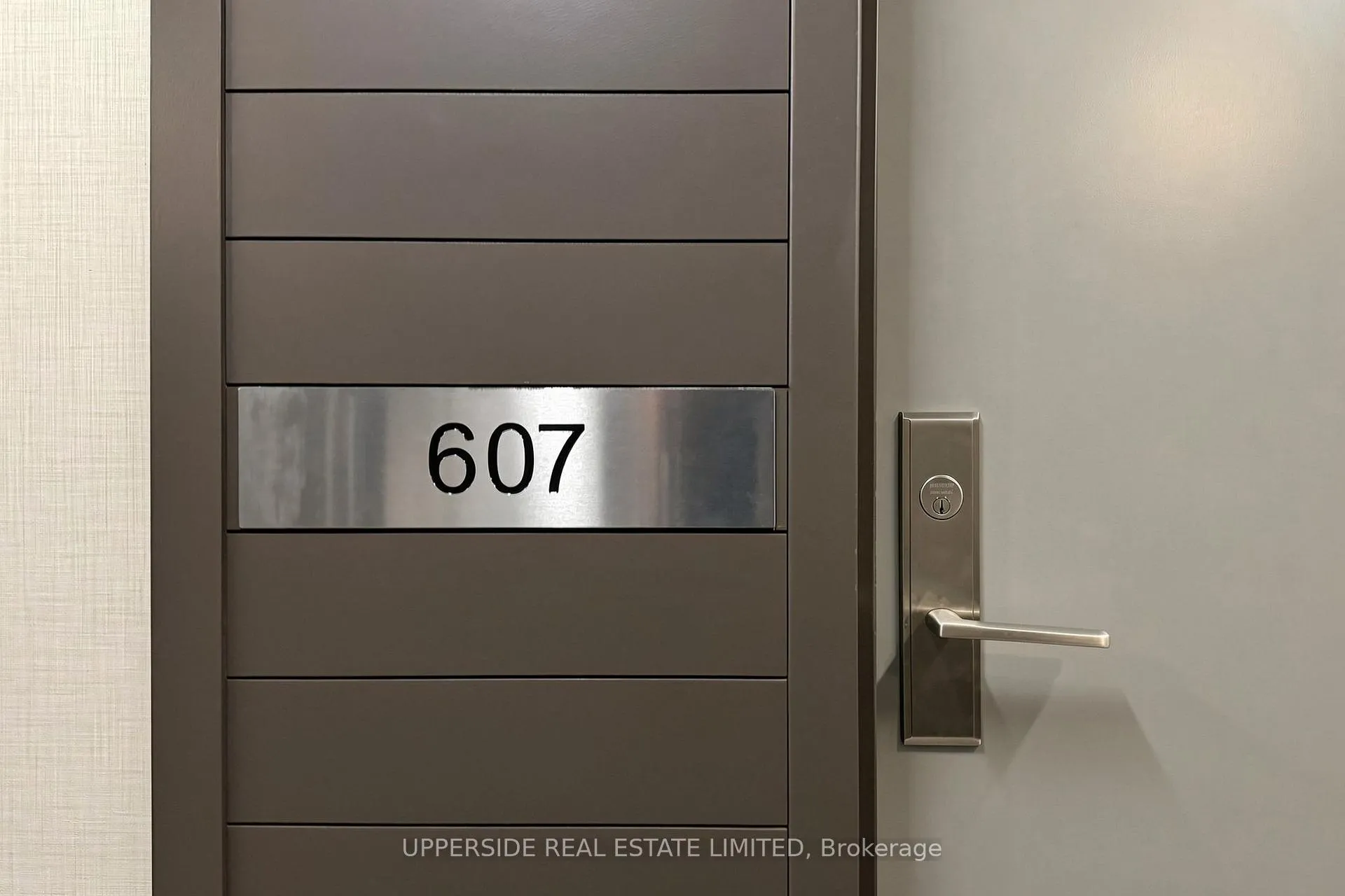 Photo 5 of Unit 607, 126 Simcoe Street, Toronto, Waterfront Communities — HOMEH