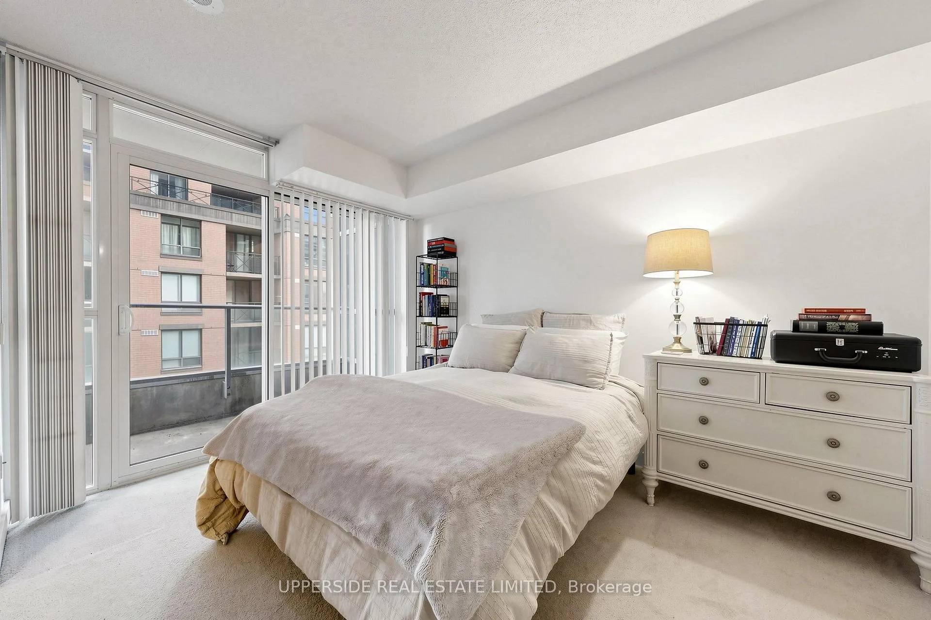 Photo 14 of Unit 607, 126 Simcoe Street, Toronto, Waterfront Communities — HOMEH