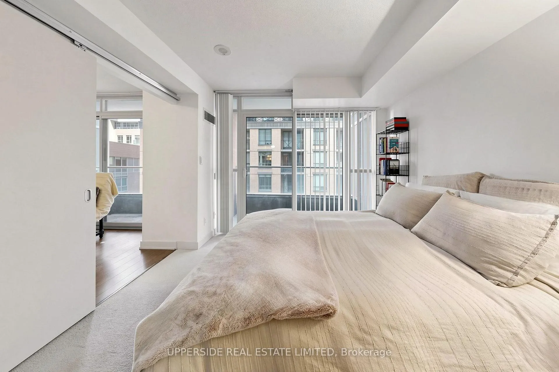 Photo 15 of Unit 607, 126 Simcoe Street, Toronto, Waterfront Communities — HOMEH