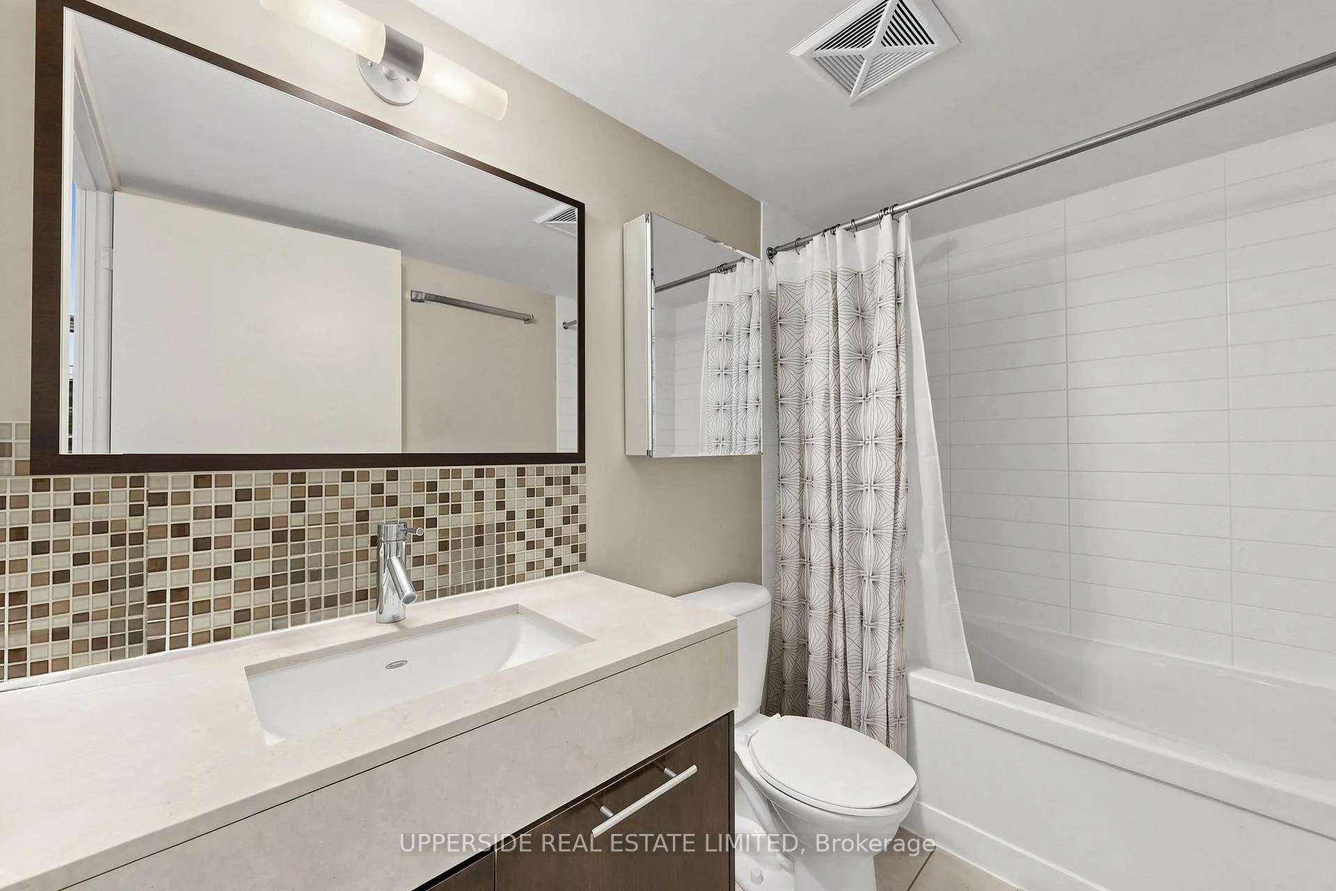 Photo 17 of Unit 607, 126 Simcoe Street, Toronto, Waterfront Communities — HOMEH